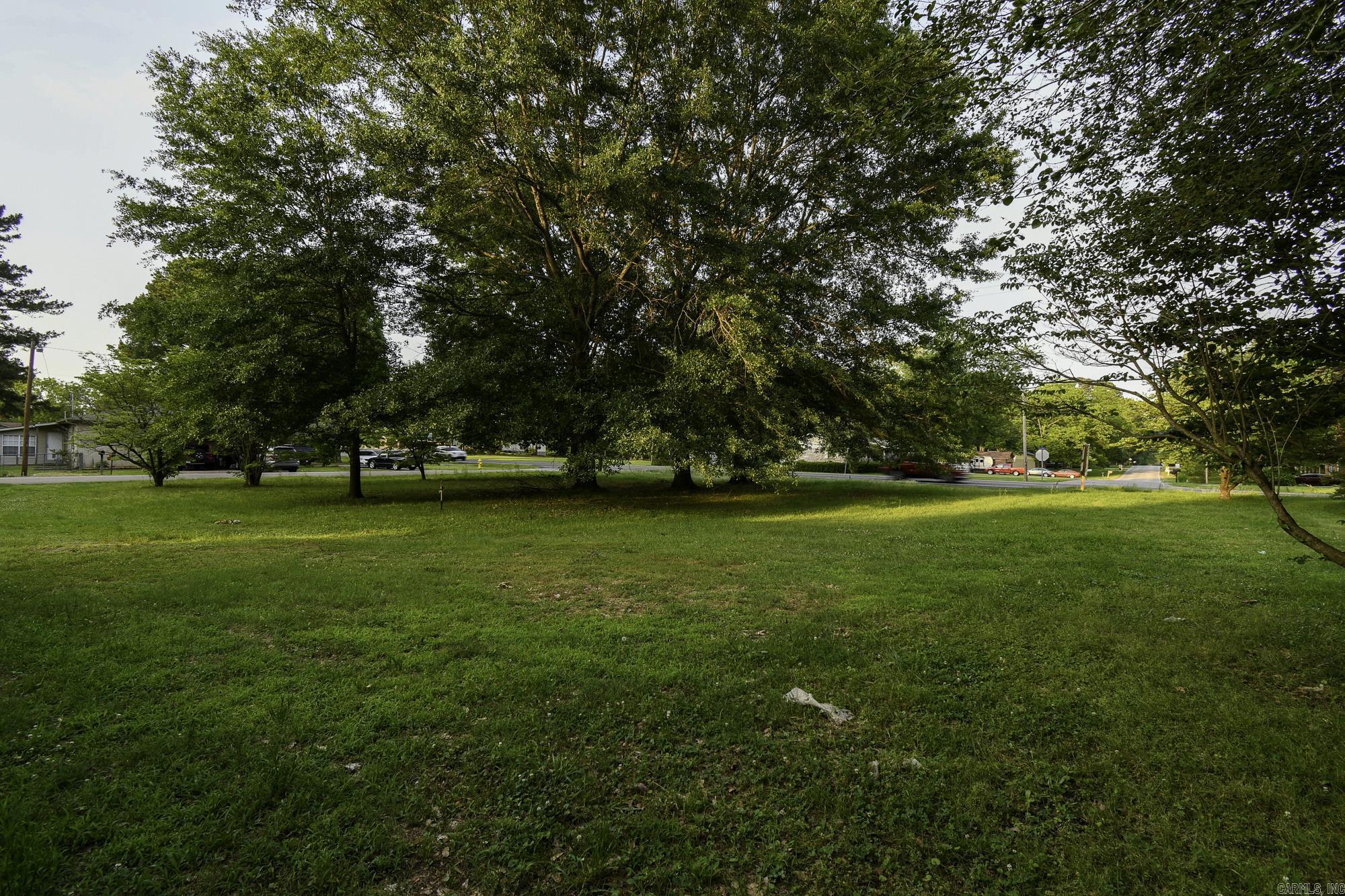 404 S Pine Street Property Photo 16