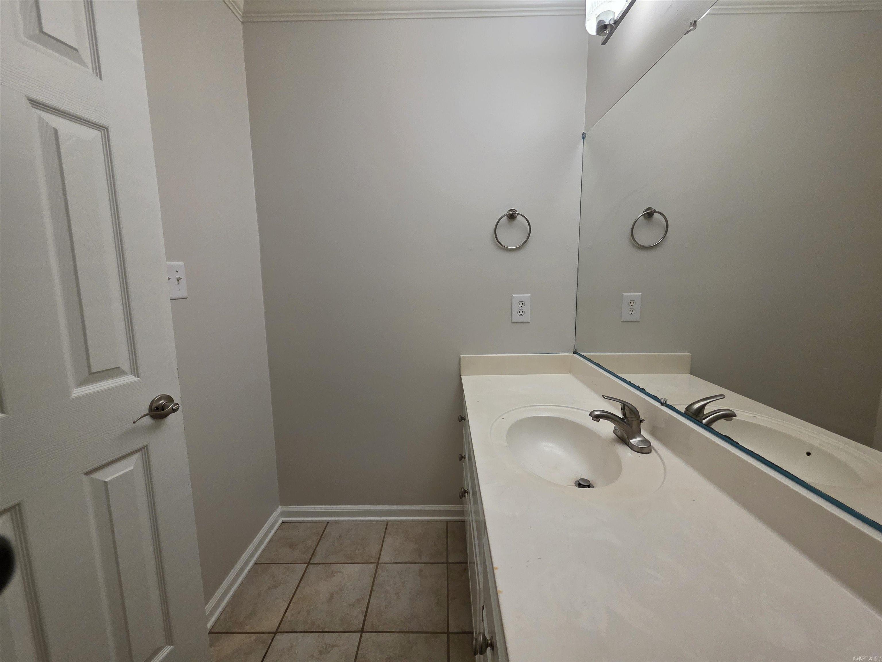 12512 Woodbury Drive Property Photo 25