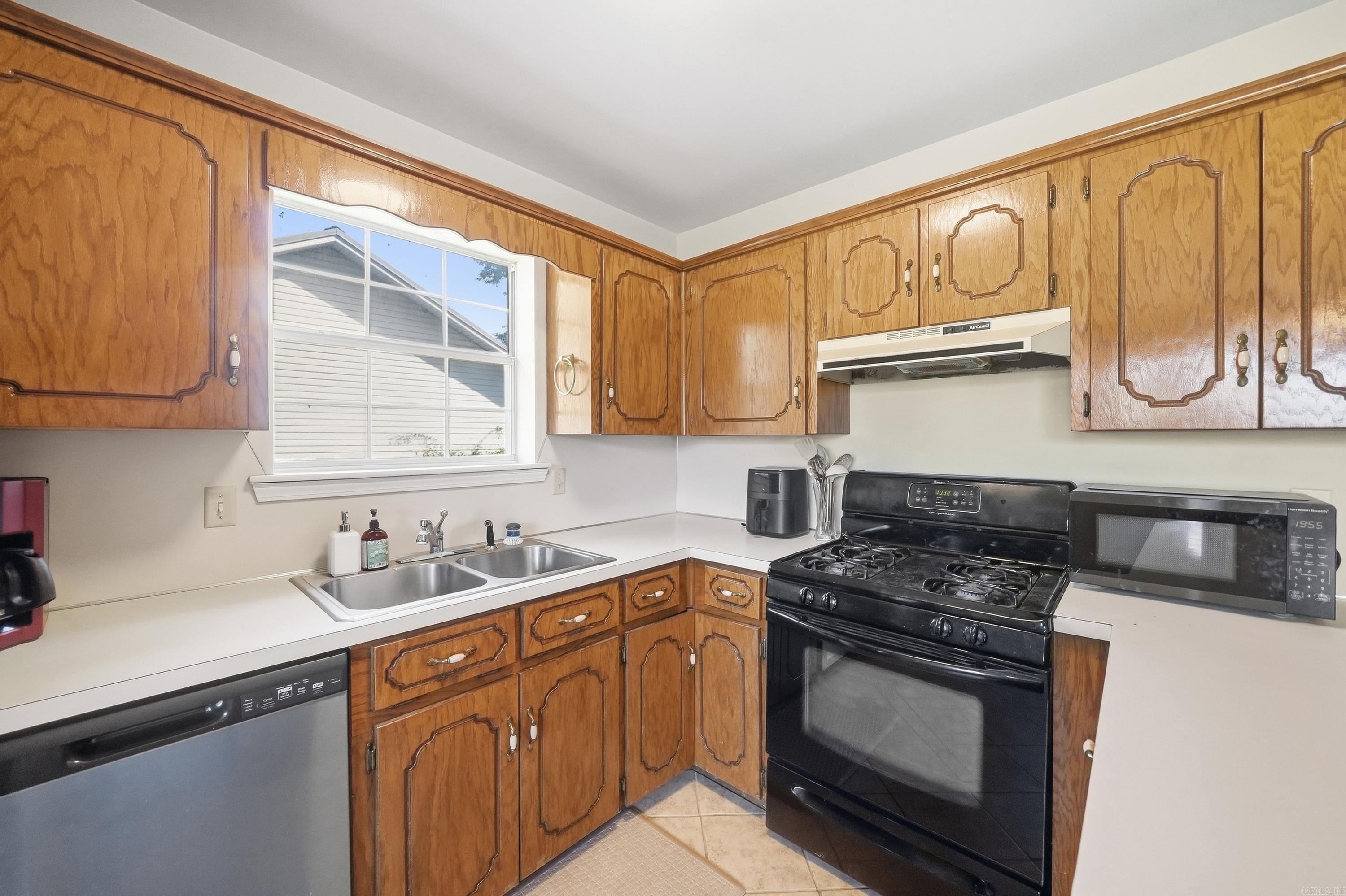 32 Burns Drive Property Photo 13