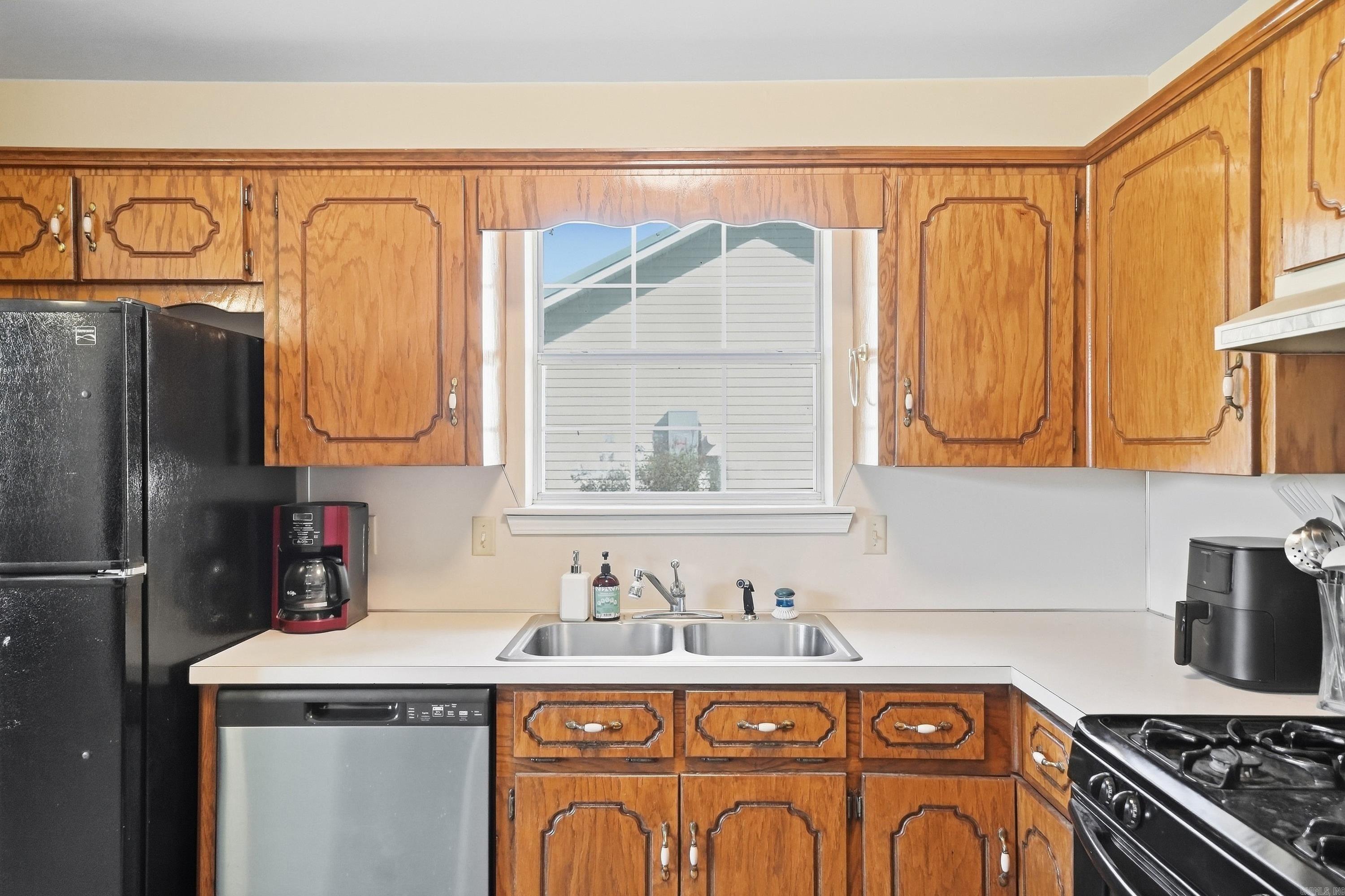 32 Burns Drive Property Photo 15