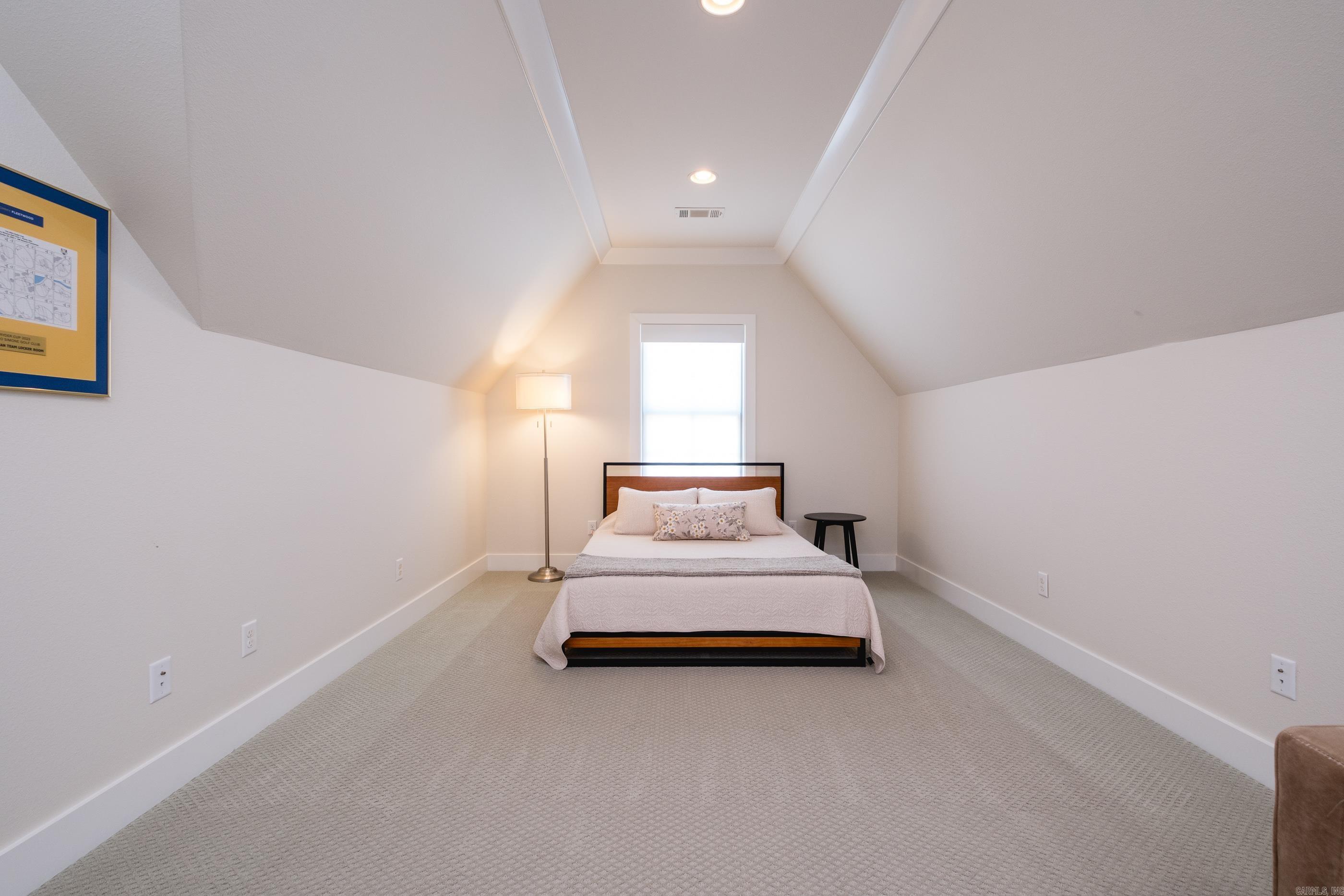 18 Ensbury Place Property Photo 36