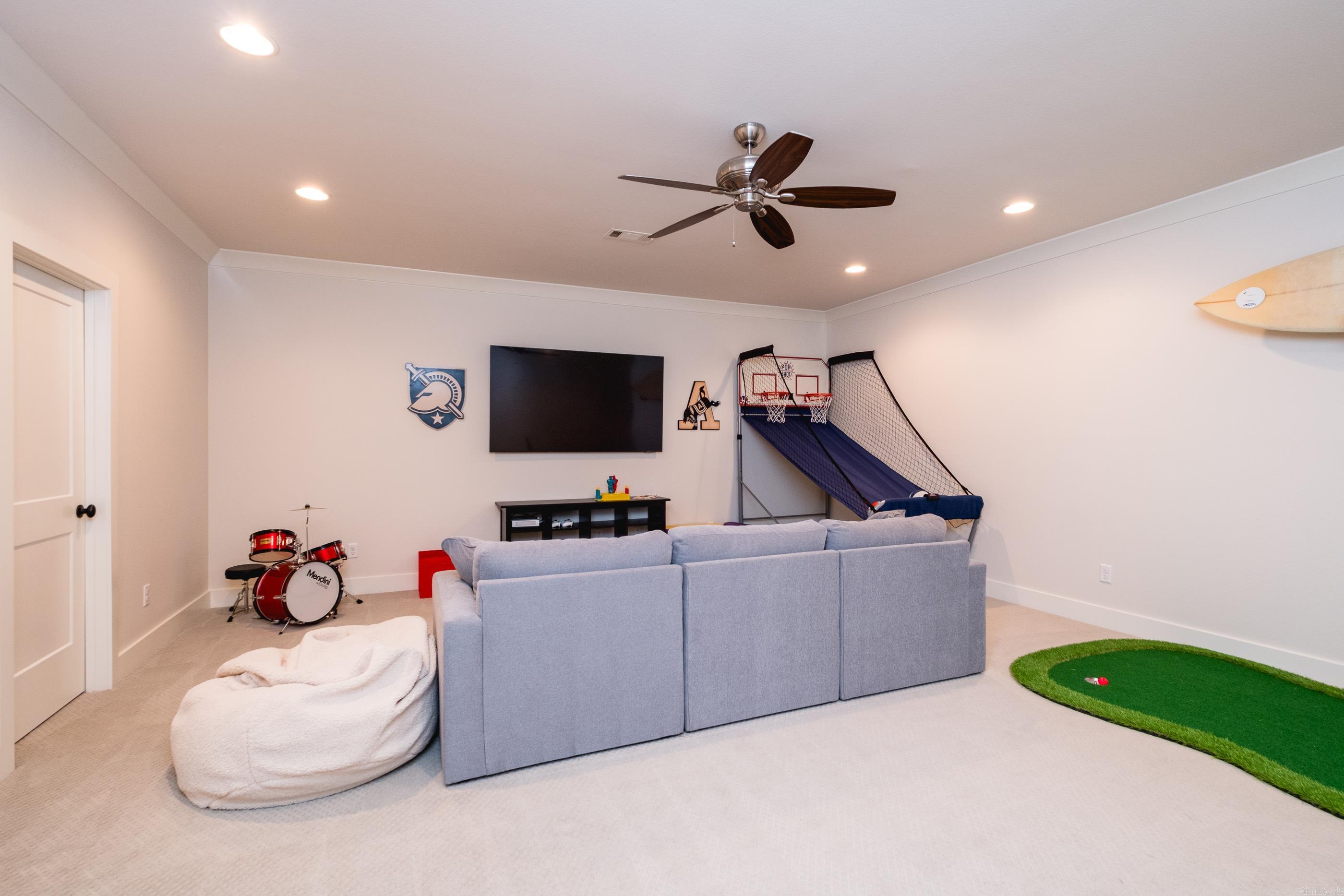 18 Ensbury Place Property Photo 41
