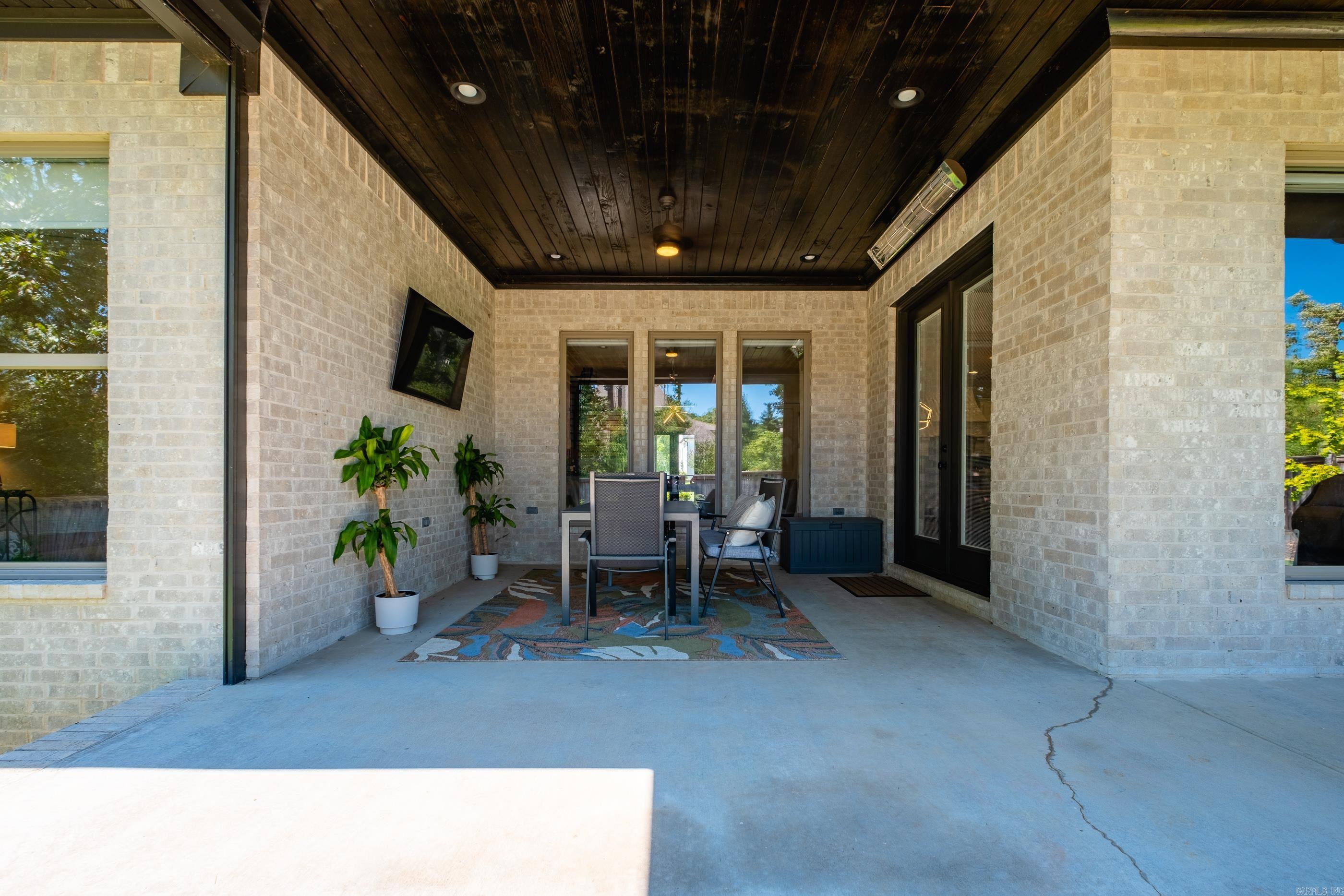 18 Ensbury Place Property Photo 46