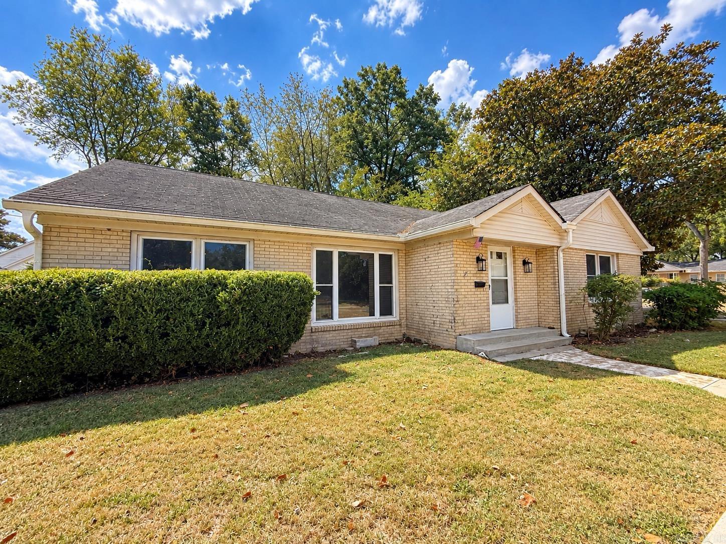 1007 Haddock Street Property Photo 1