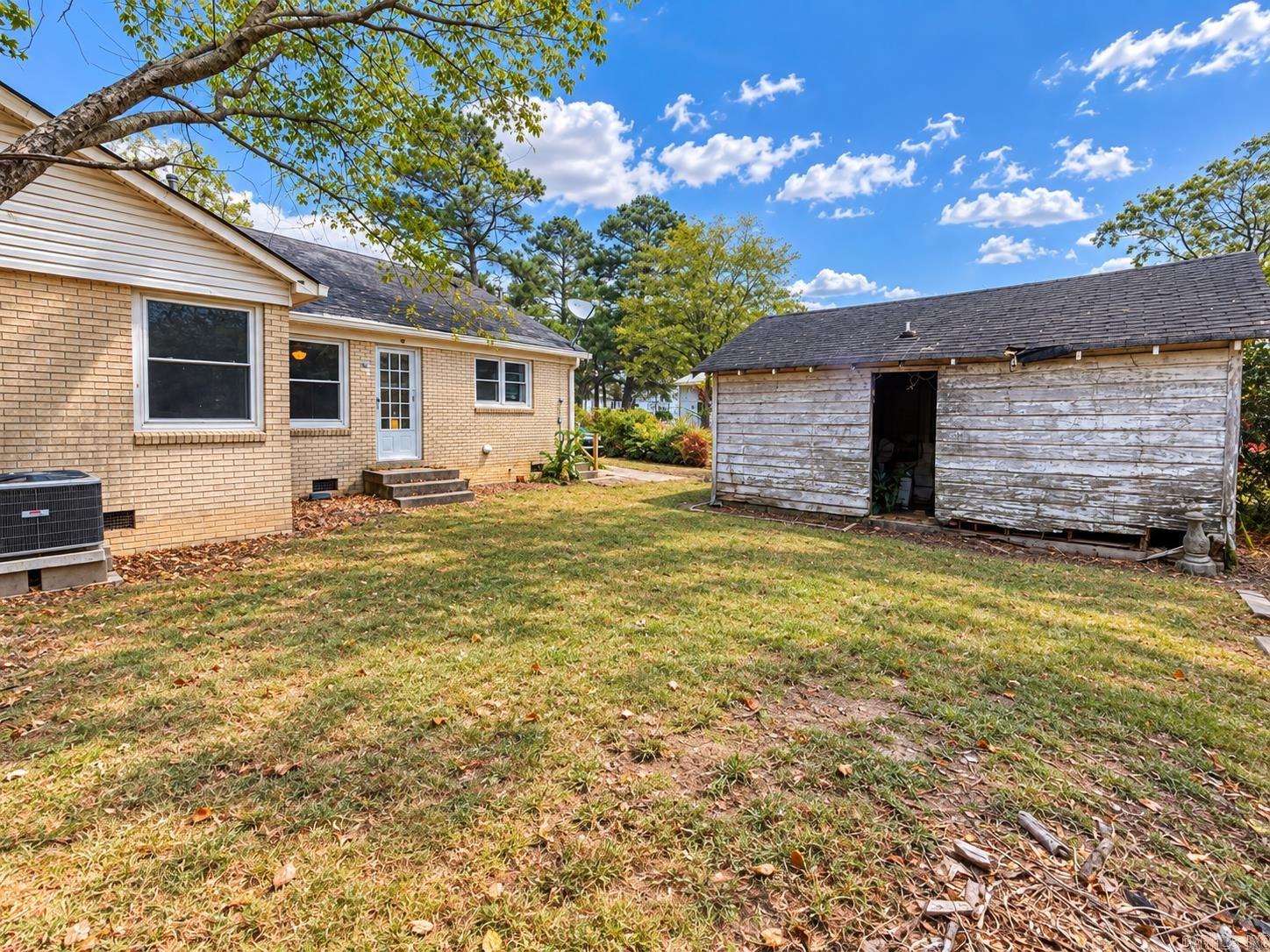 1007 Haddock Street Property Photo 12