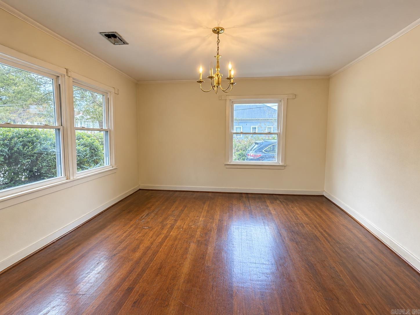 1007 Haddock Street Property Photo 17