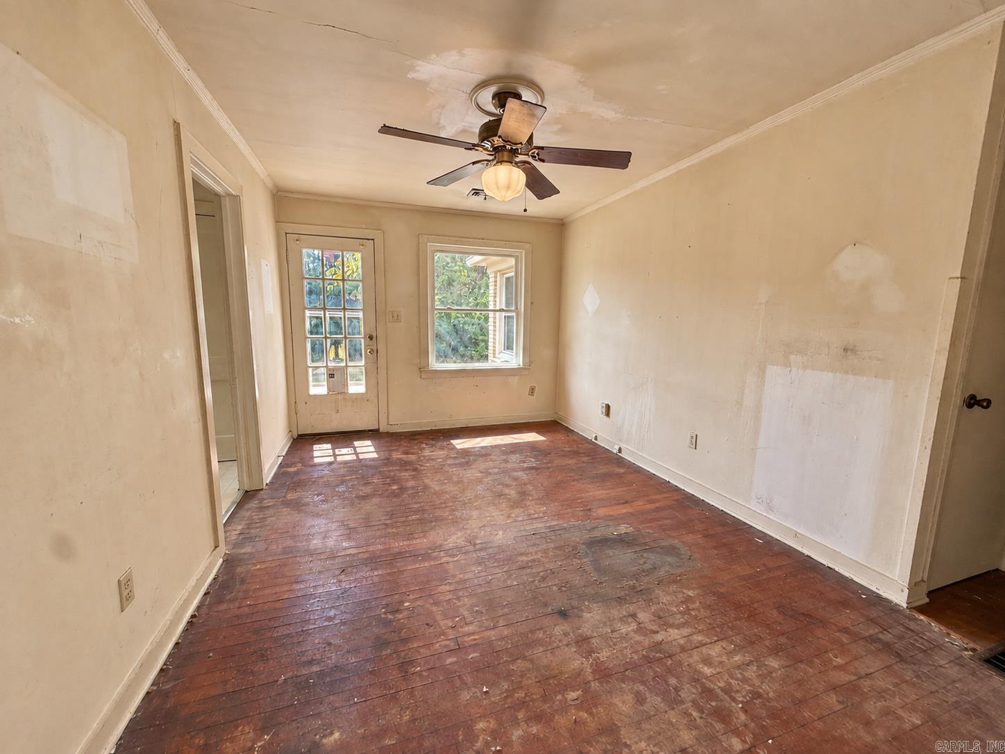 1007 Haddock Street Property Photo 24
