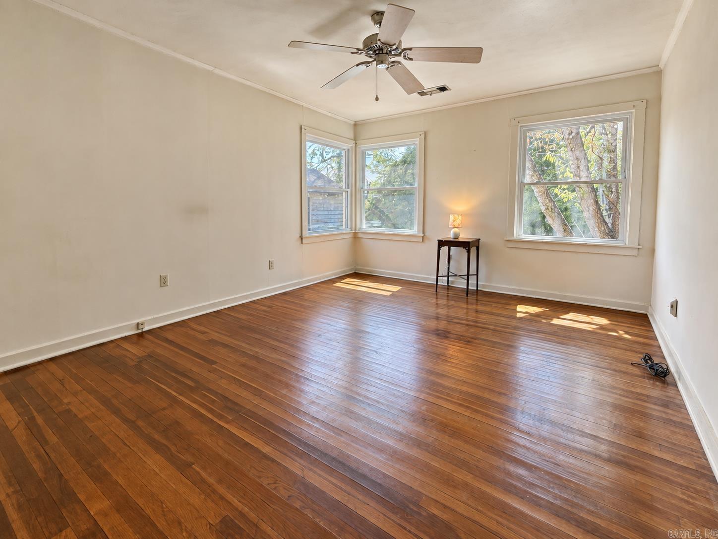 1007 Haddock Street Property Photo 28