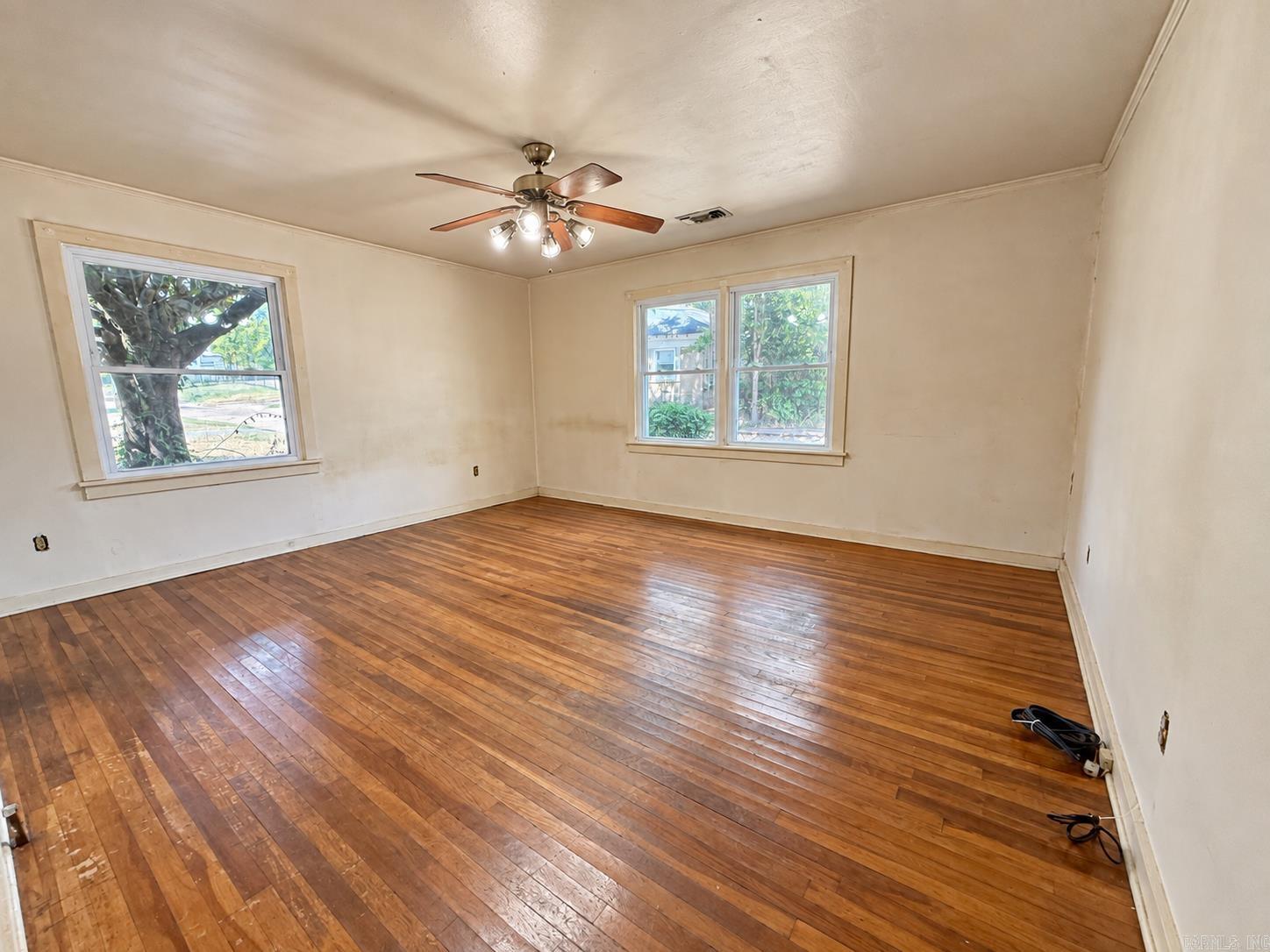 1007 Haddock Street Property Photo 29