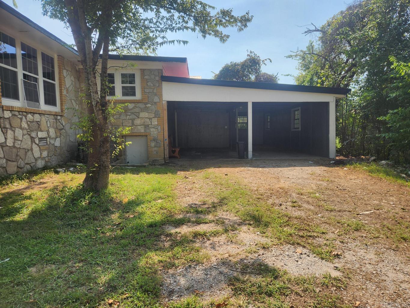 789 Brooks Street Property Photo 29