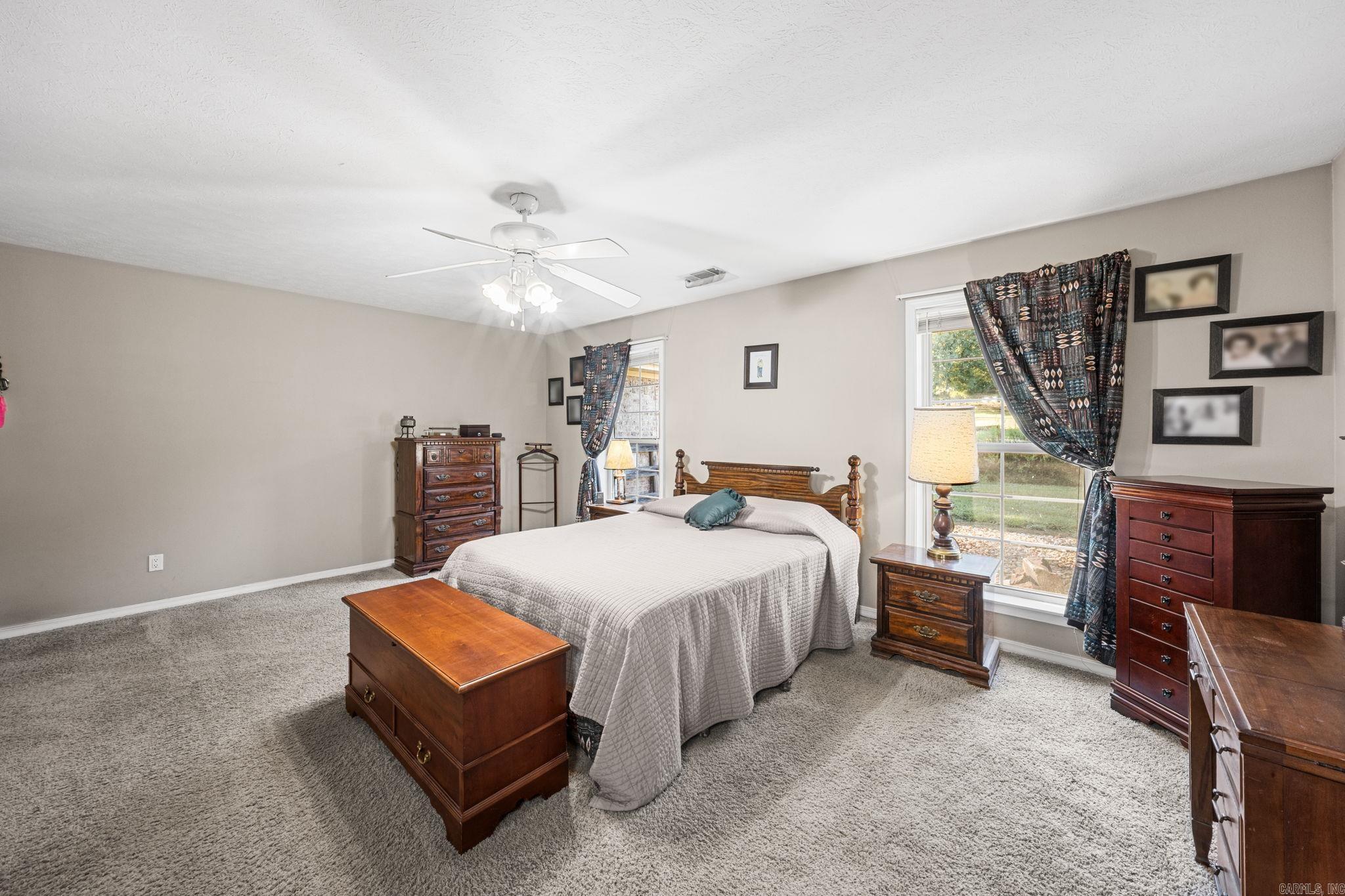 33 E Lewisburg Property Photo 17