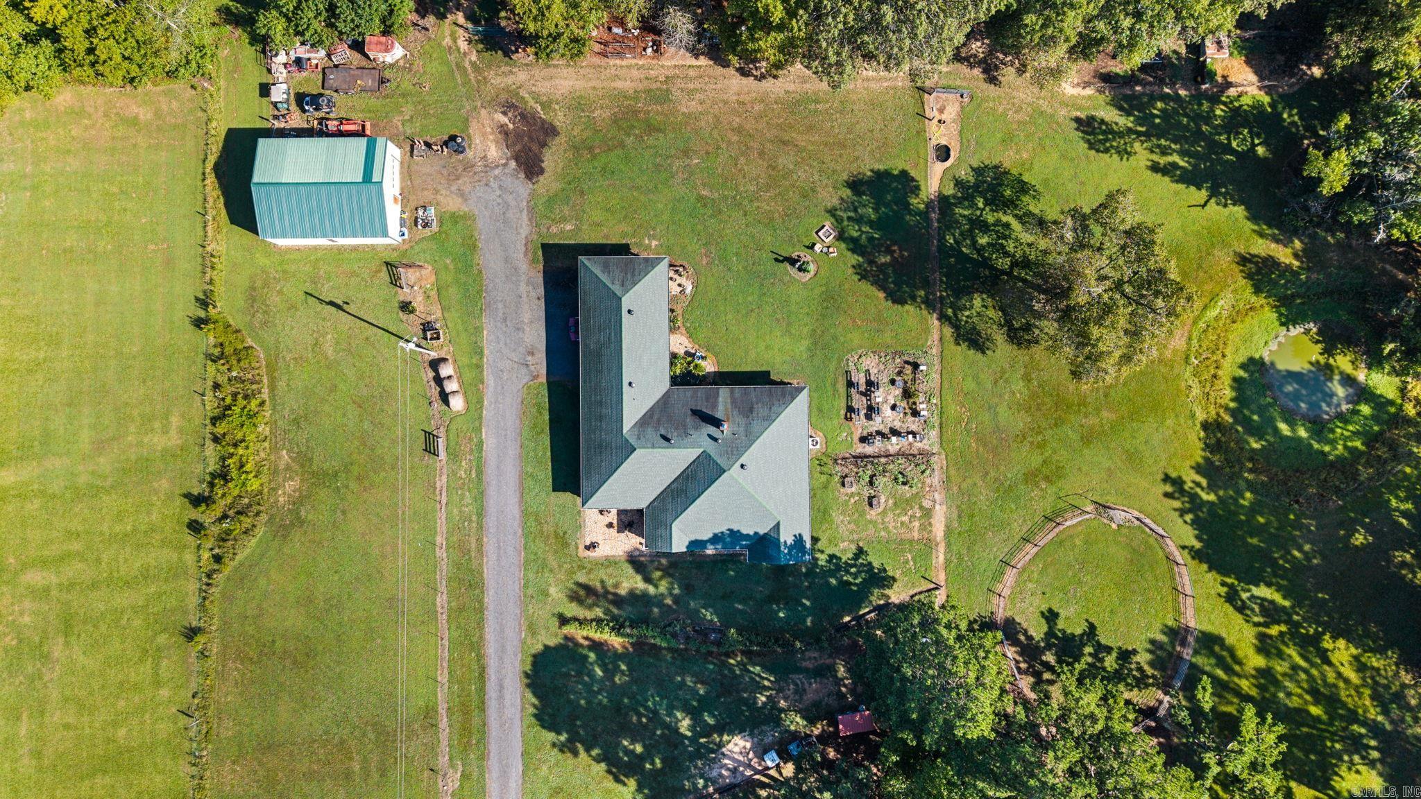 33 E Lewisburg Property Photo 49