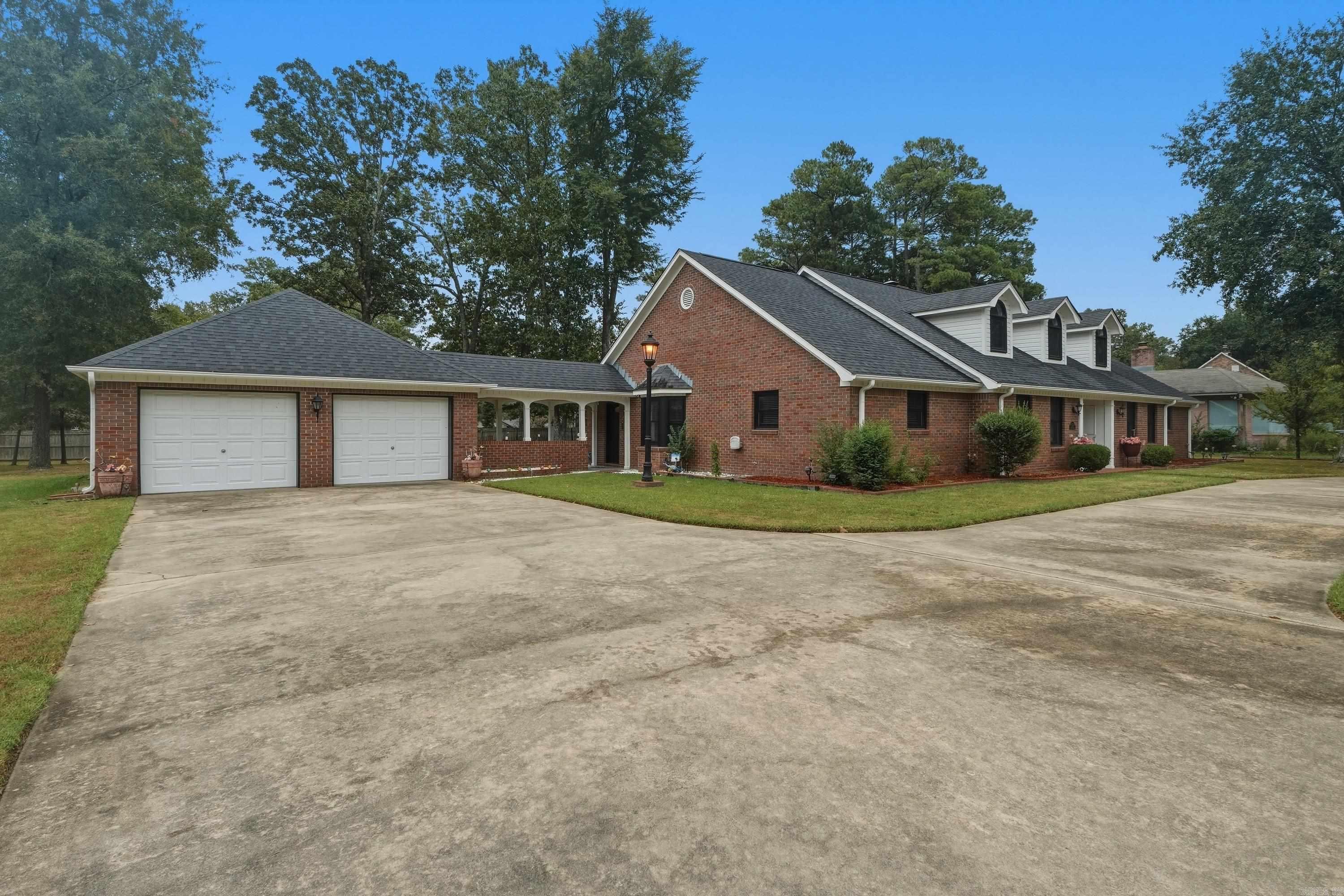 7303 Rosswood Road Property Photo 13