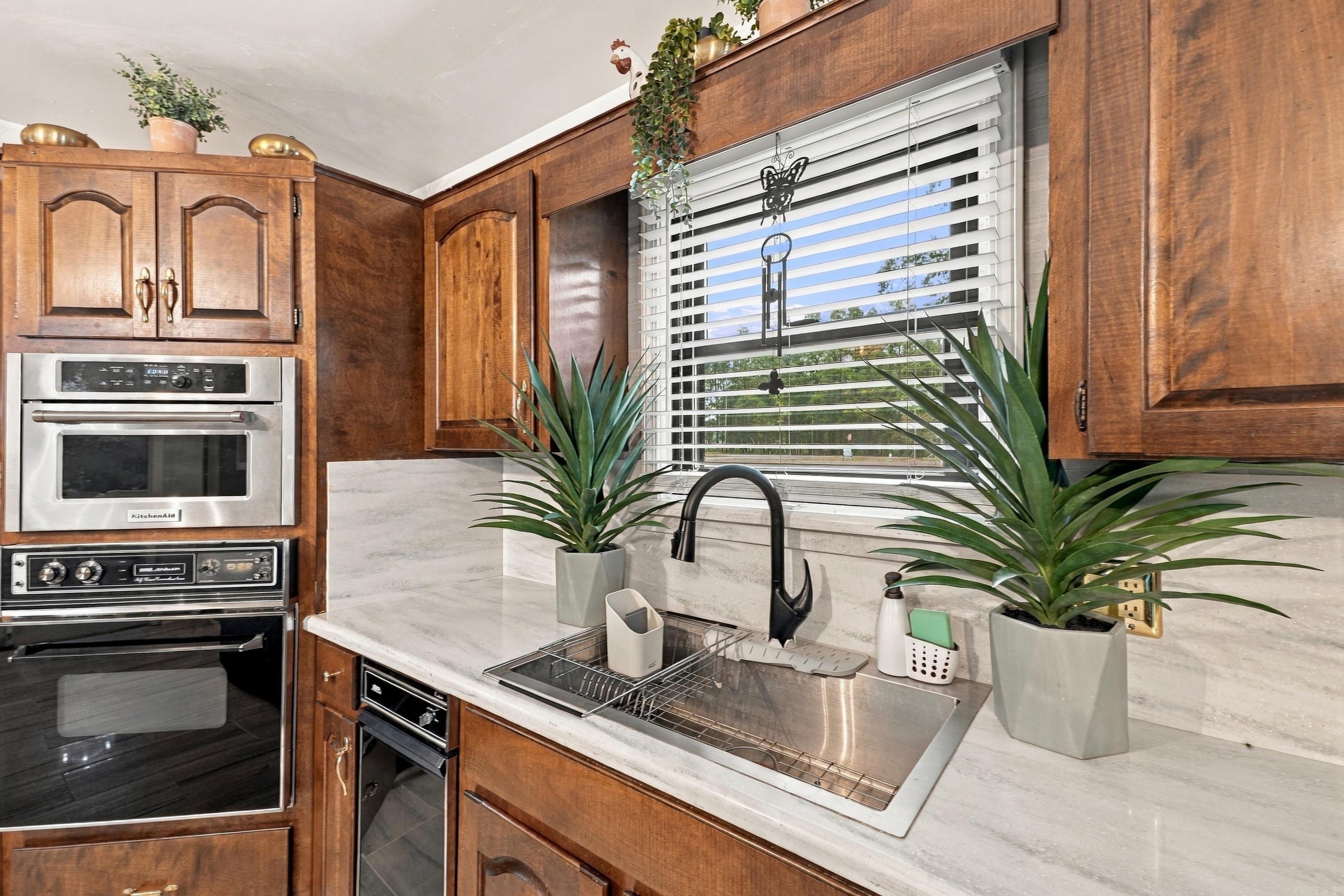 7303 Rosswood Road Property Photo 26