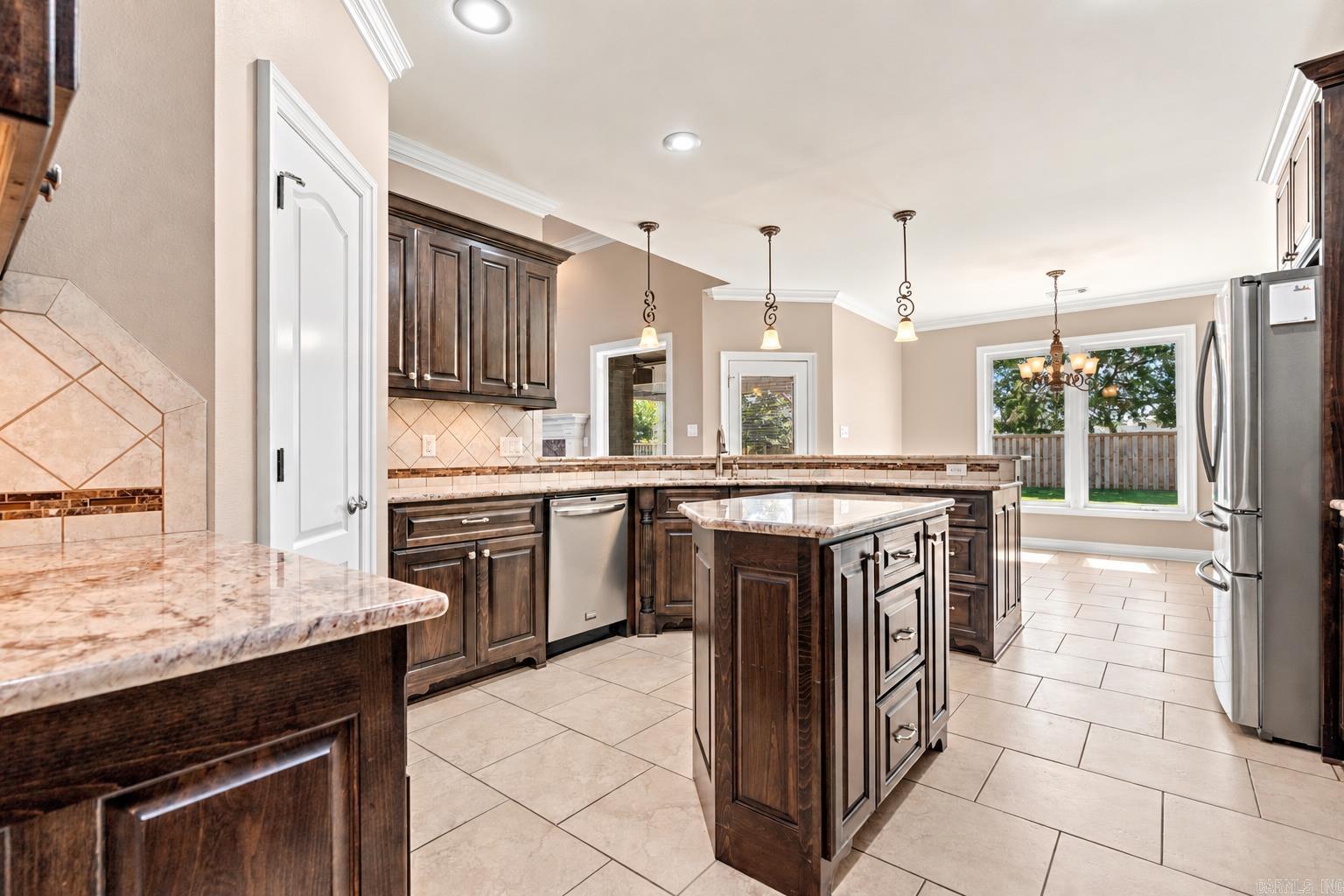 6557 Westminster Property Photo 11