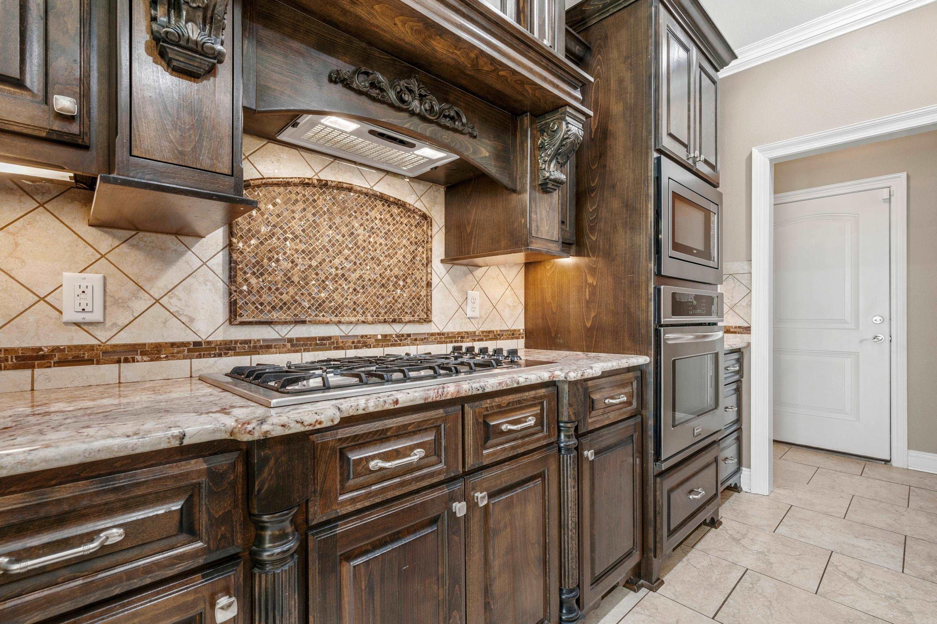 6557 Westminster Property Photo 14