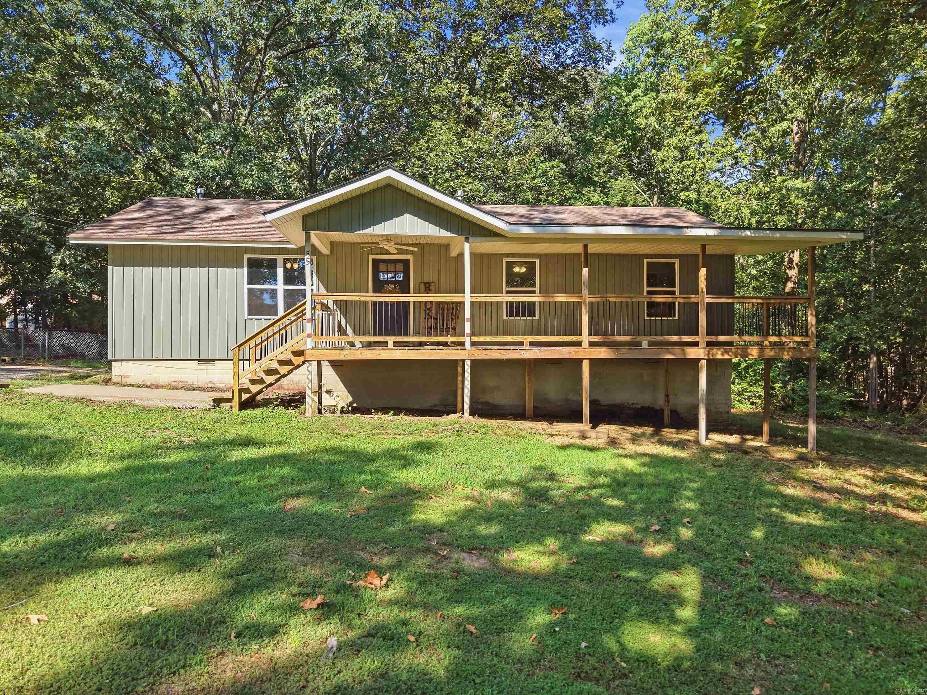 55 Woodland Cove Dr Property Photo 4
