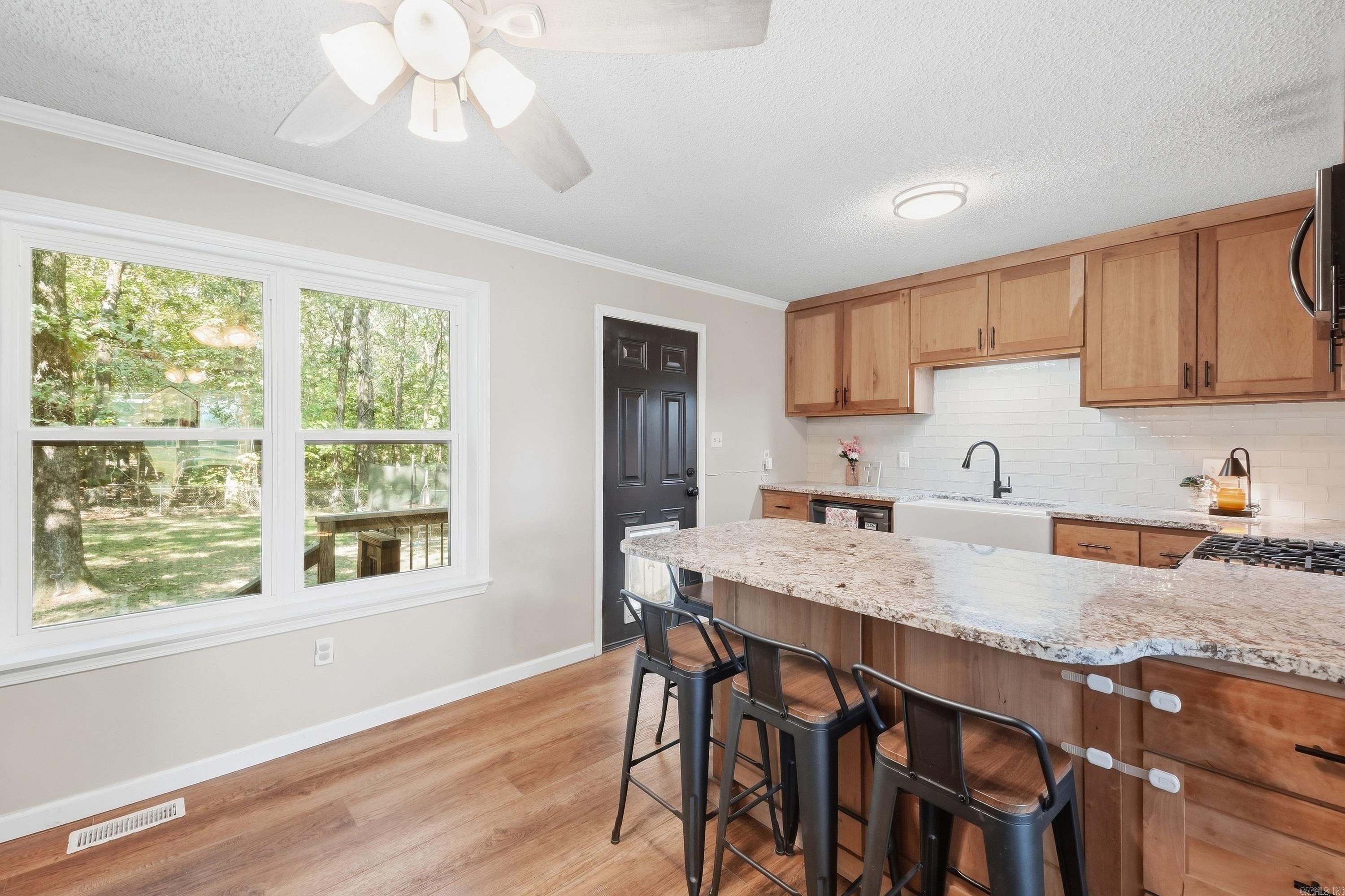 55 Woodland Cove Dr Property Photo 16