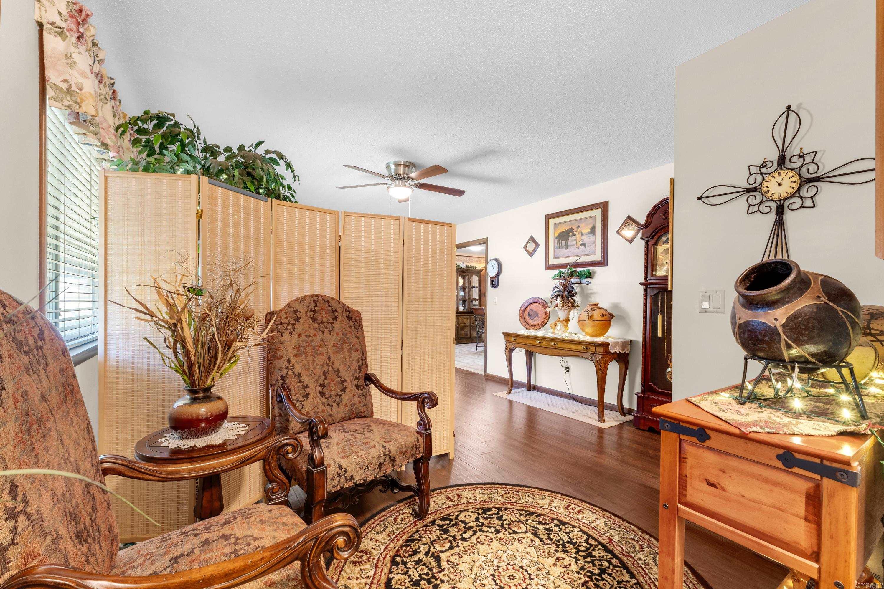 38 Foxridge Lane Property Photo 3