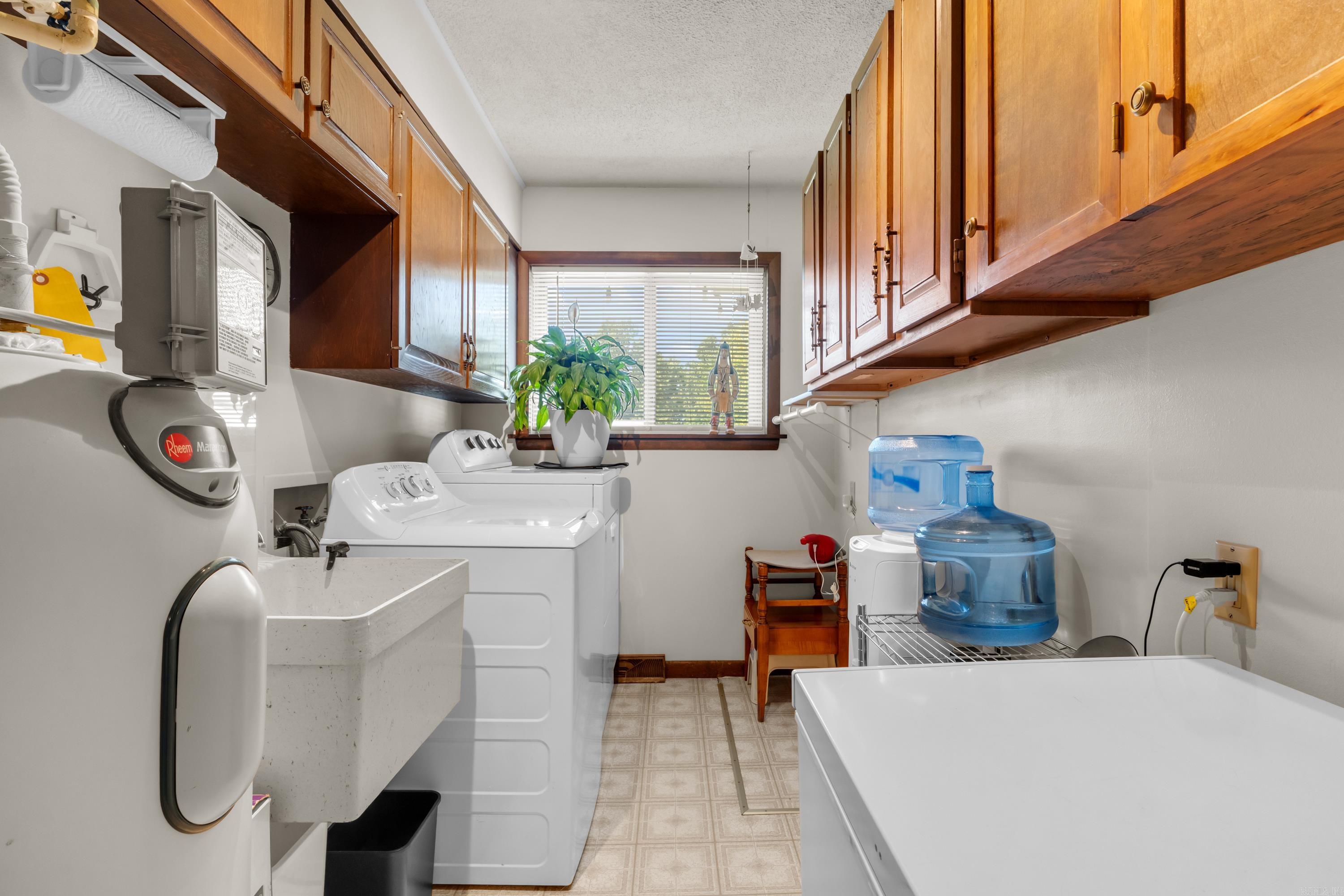 38 Foxridge Lane Property Photo 13