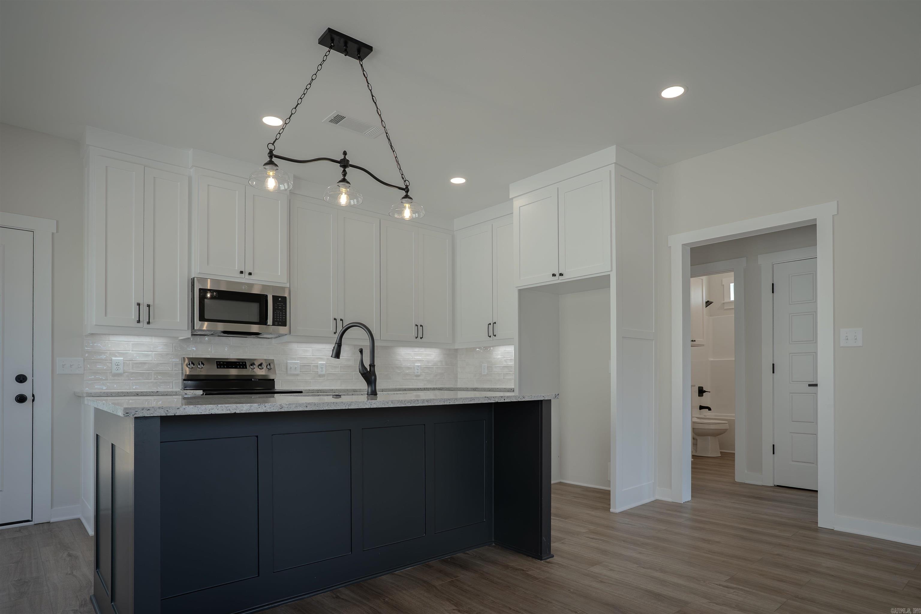 196 Pearson Street Property Photo 16