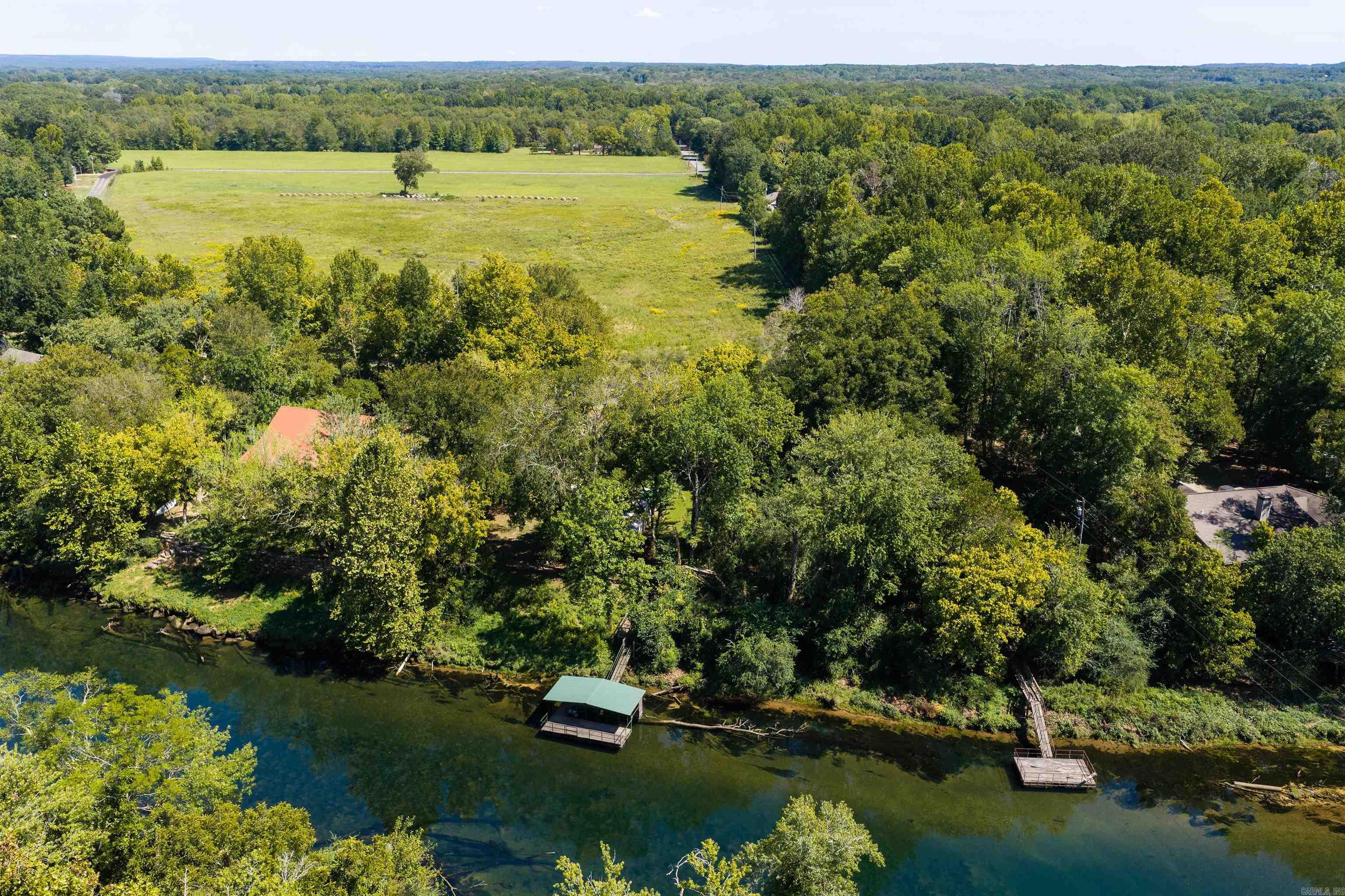 489 River Drive Property Photo 3