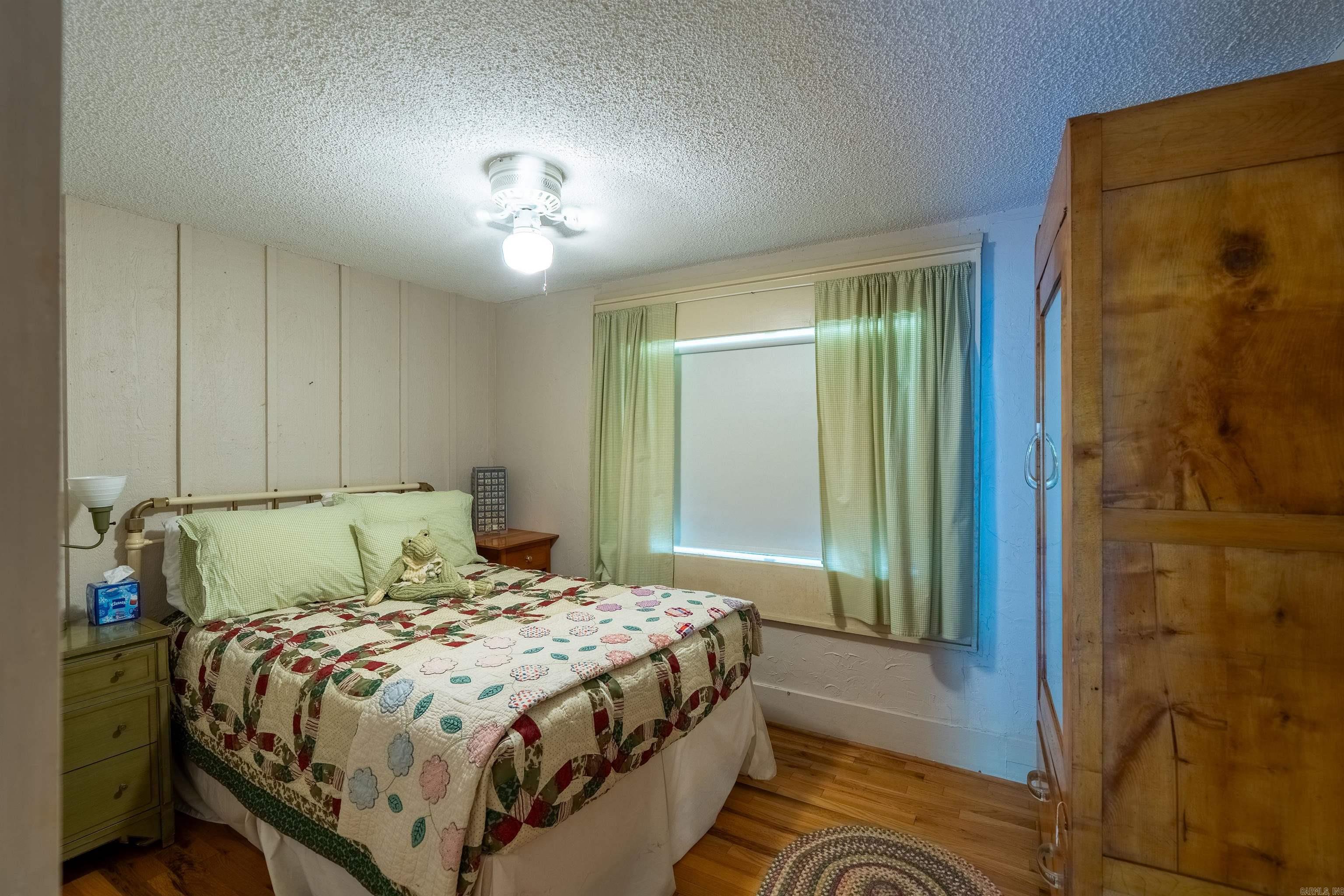 489 River Drive Property Photo 14