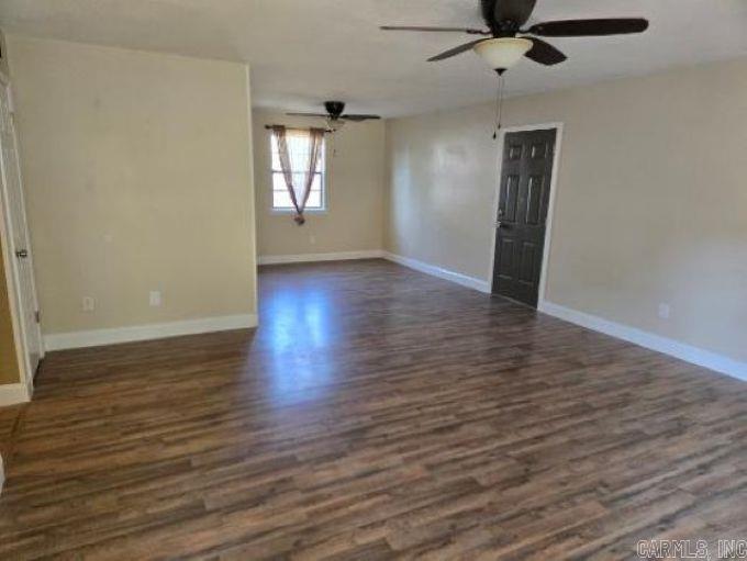 10 Fitzgerald Property Photo 2