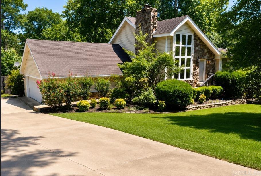 1804 Deerwood Drive