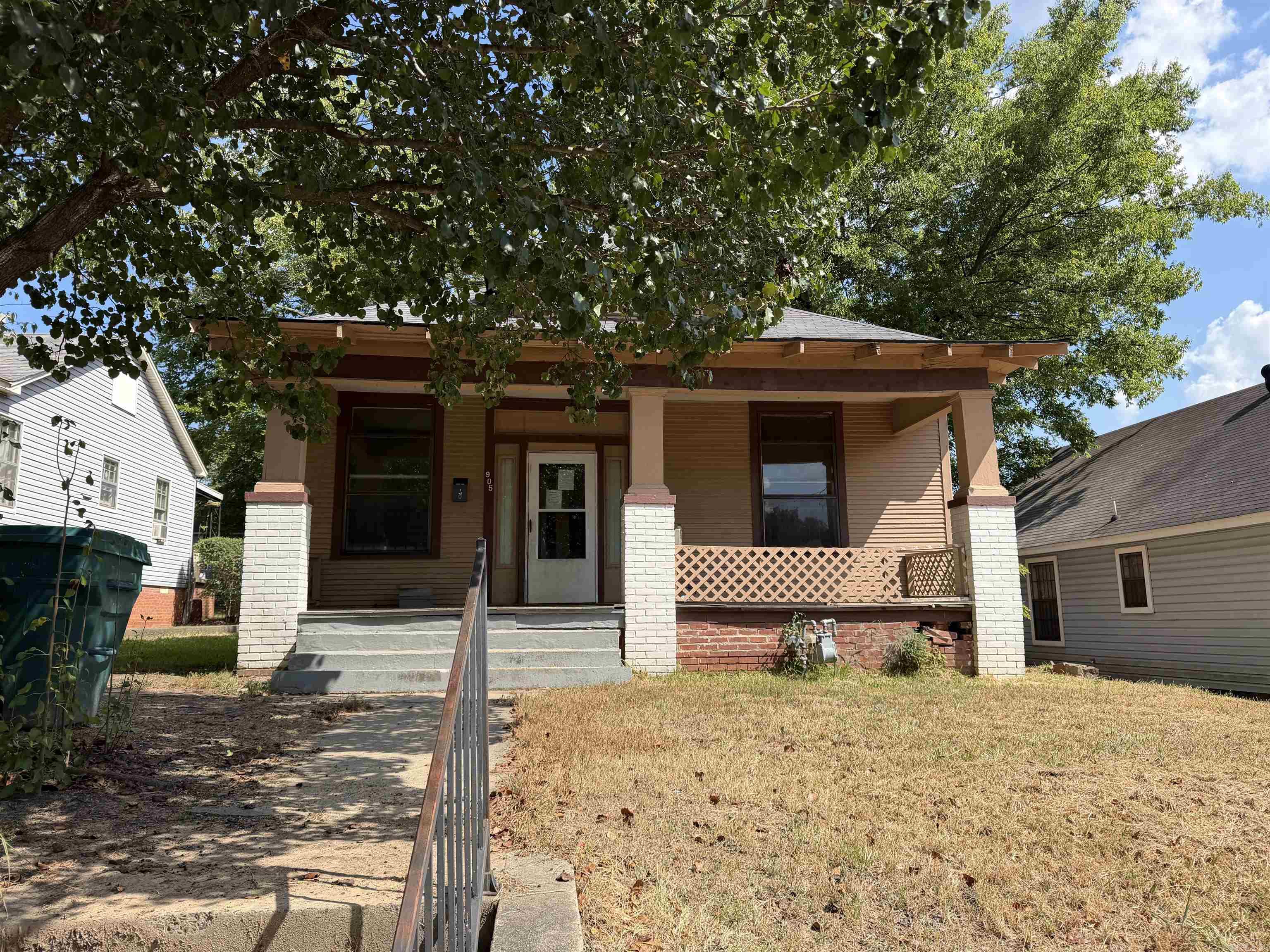 905 Lewis Street Property Photo 23