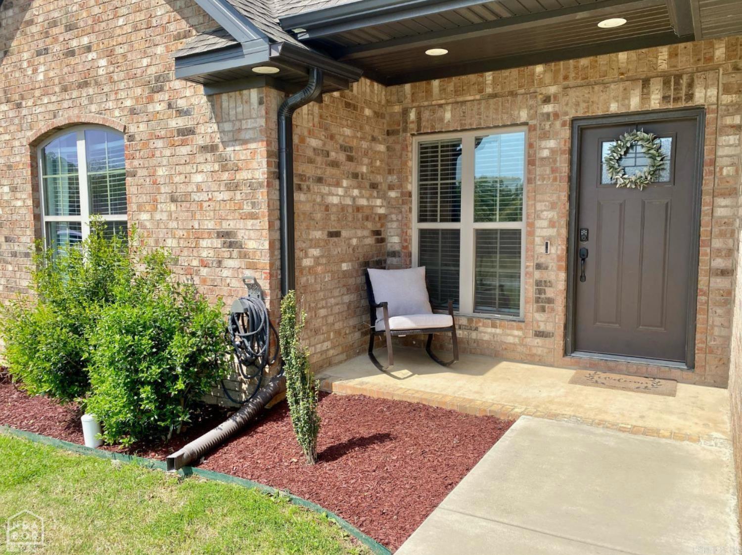 509 Wiregrass Way Property Photo 1