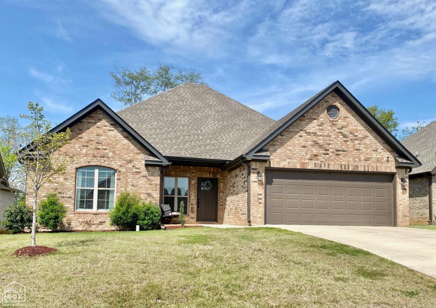 509 Wiregrass Way Property Photo 2