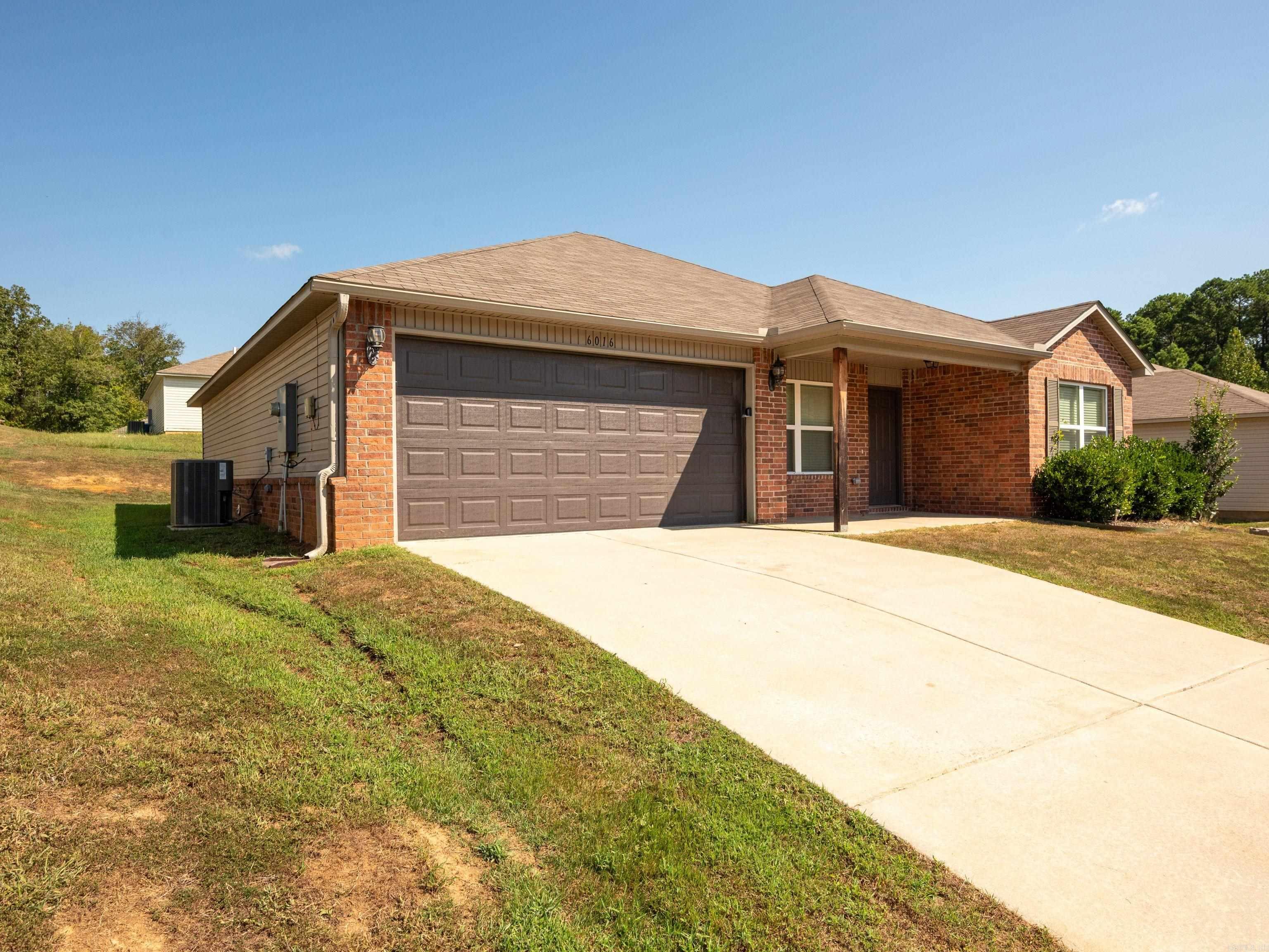 6016 Orange Valley Cove Property Photo 2