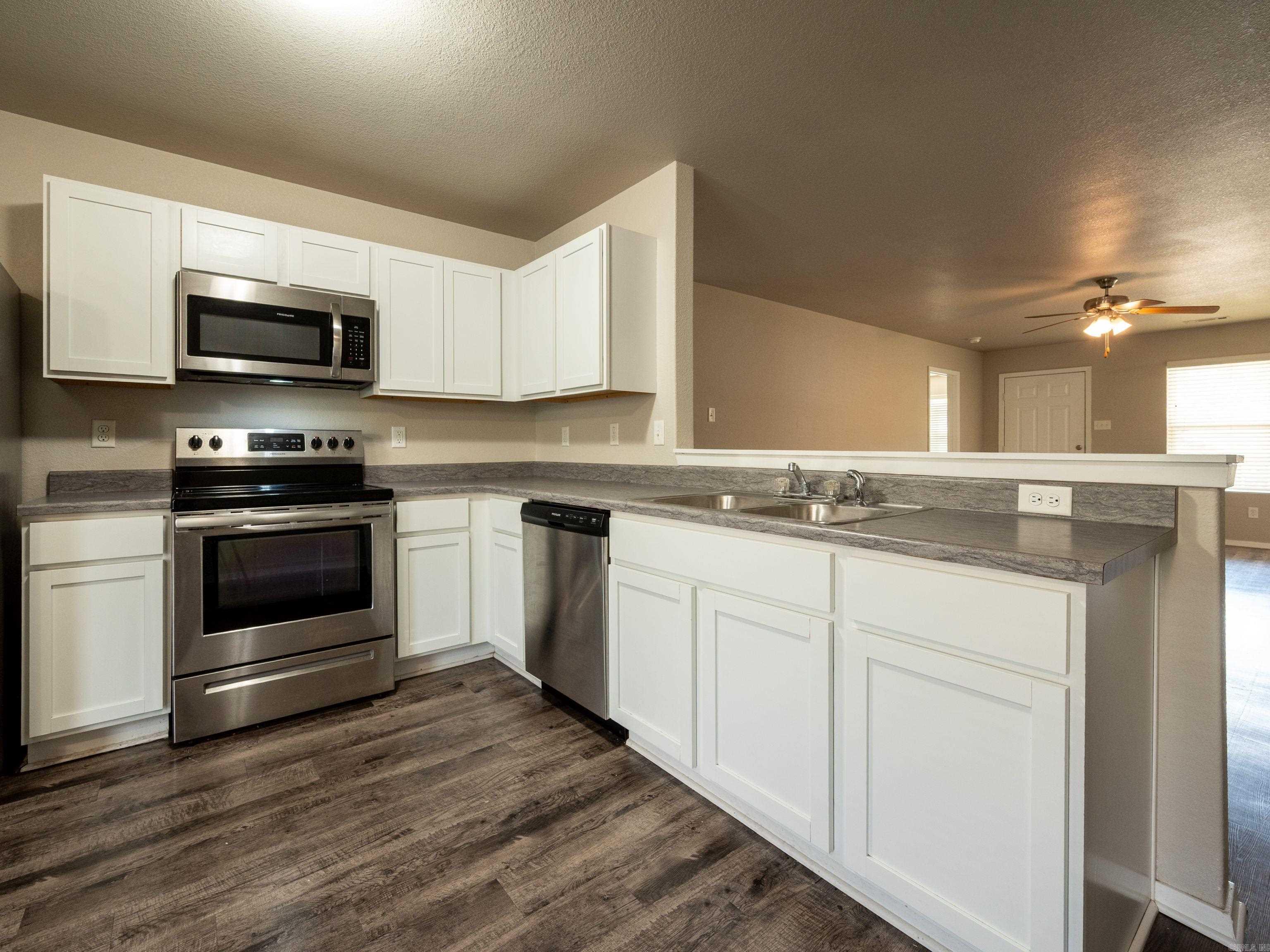 6016 Orange Valley Cove Property Photo 21