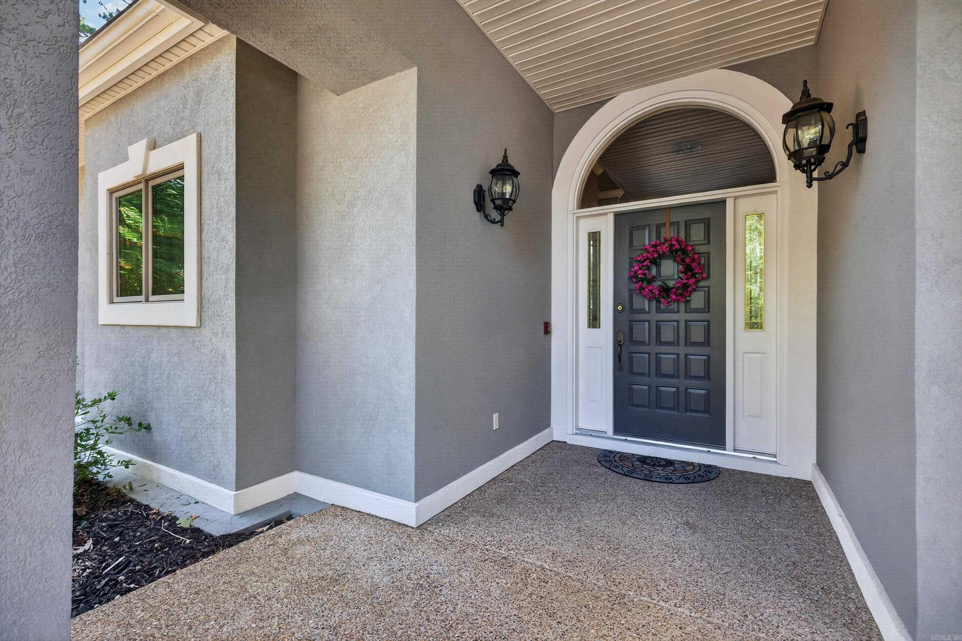 32 Princesa Drive Property Photo 4