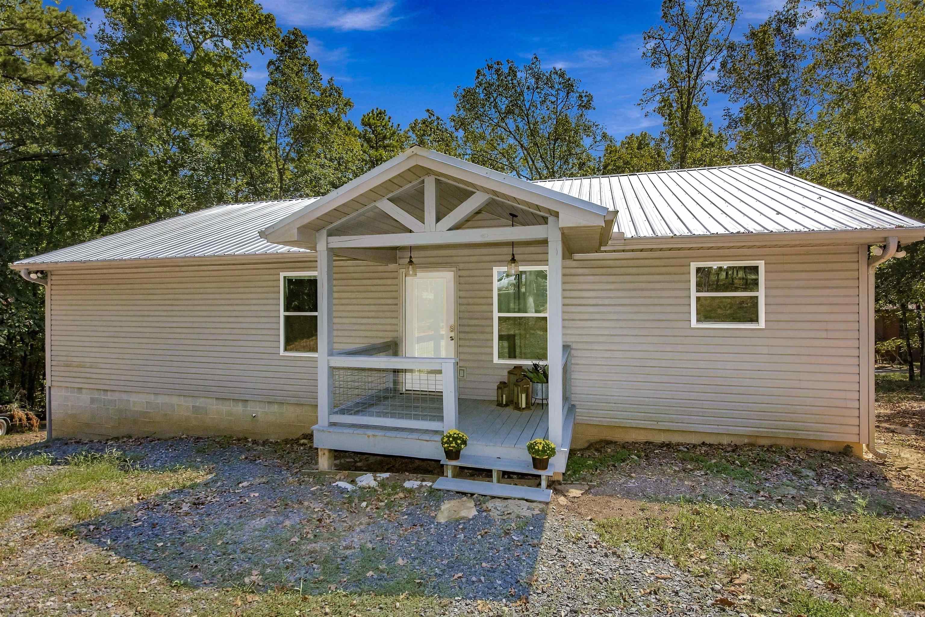 277 Highland Road Property Photo 3