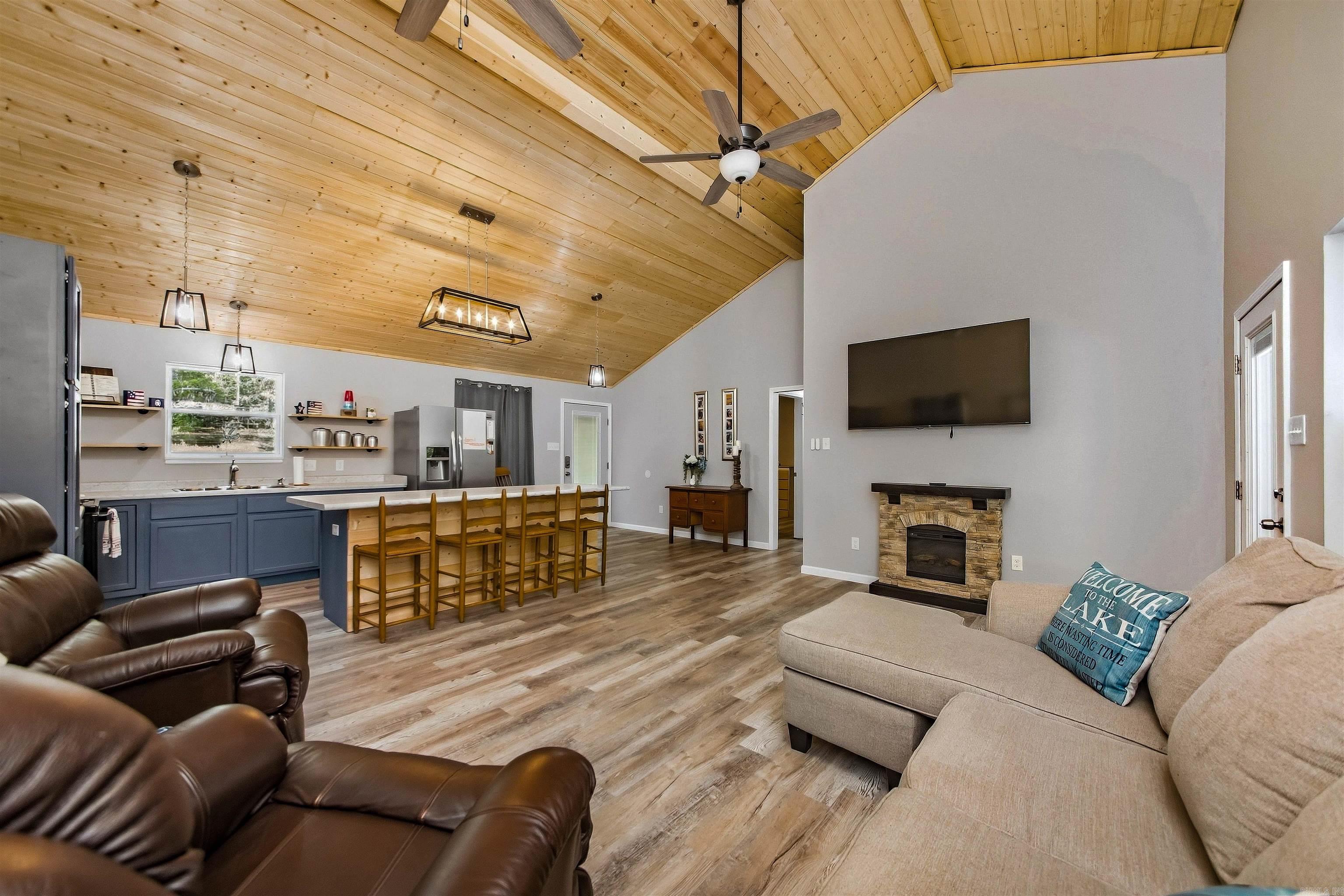 277 Highland Road Property Photo 5
