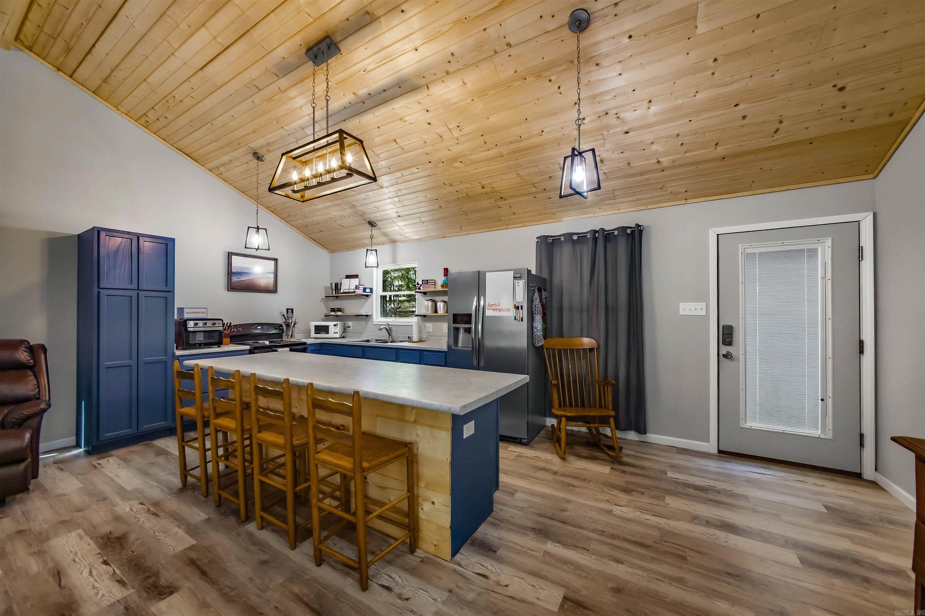 277 Highland Road Property Photo 6