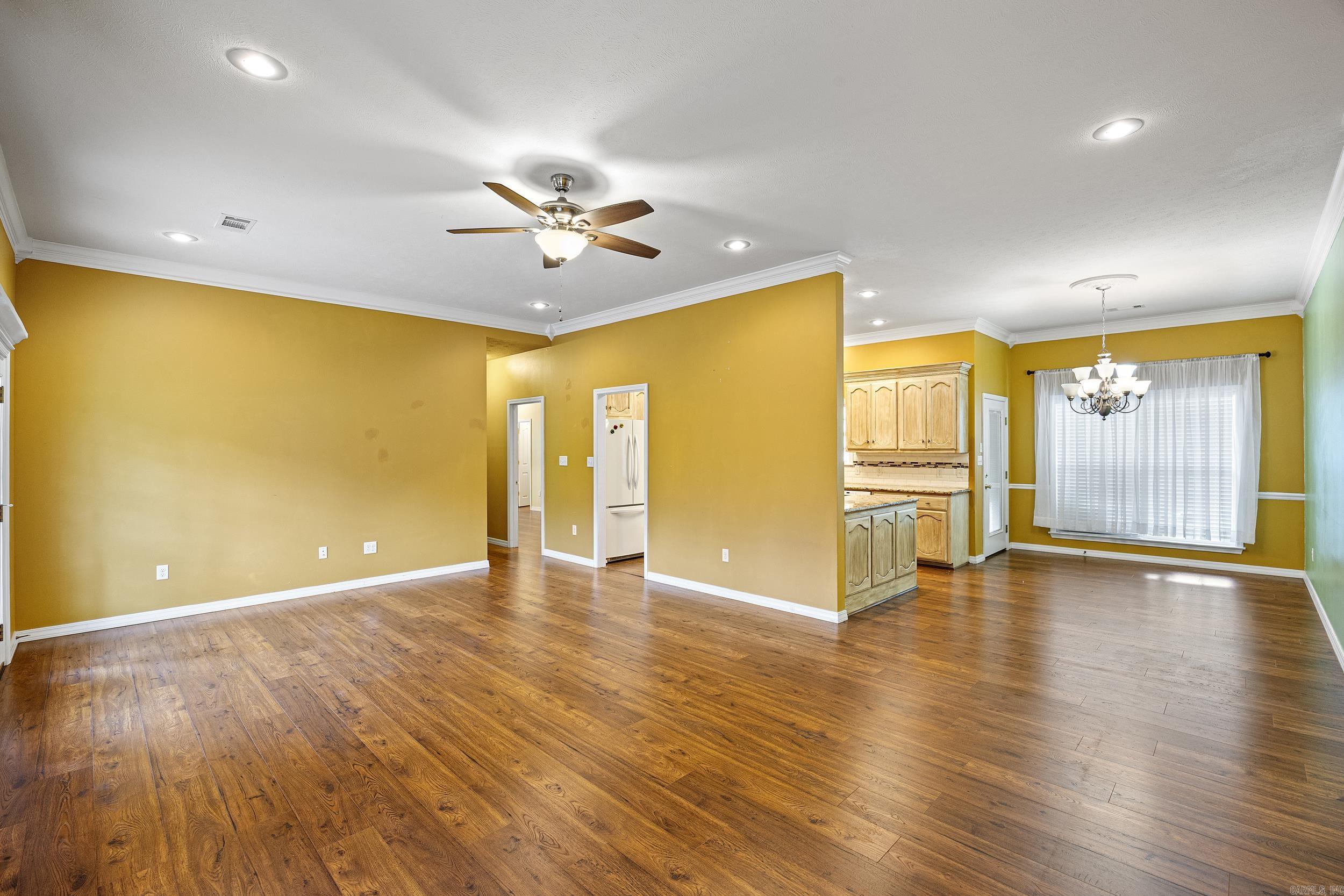 1707 Holloway Street Property Photo 7