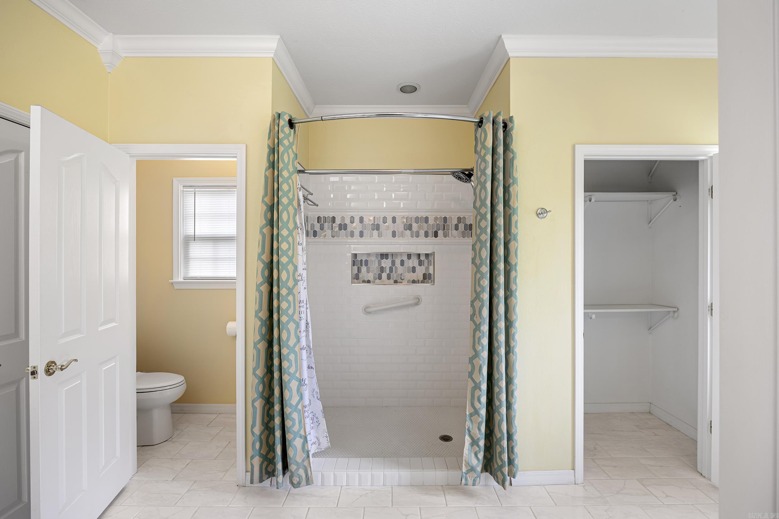 1707 Holloway Street Property Photo 19