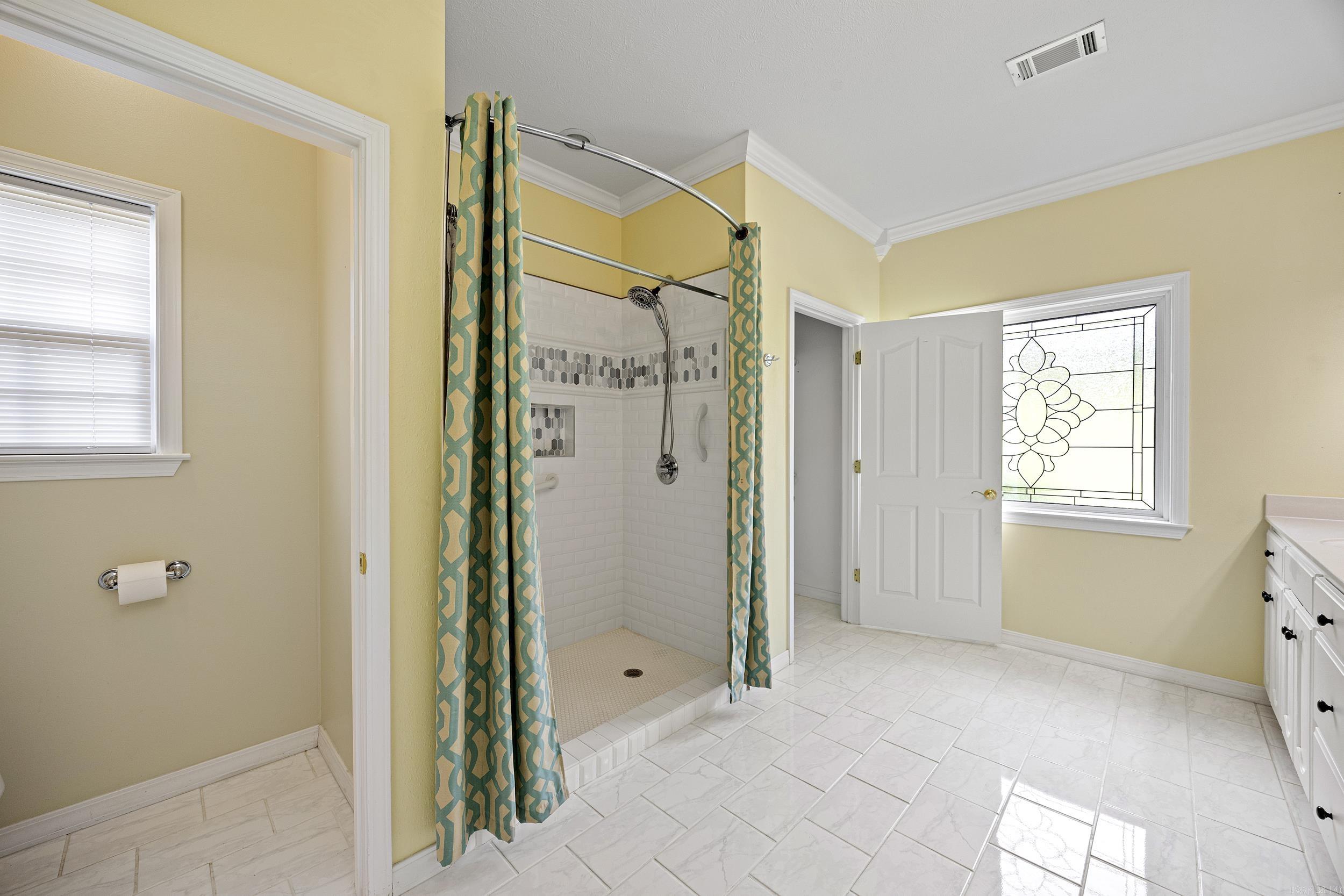 1707 Holloway Street Property Photo 23