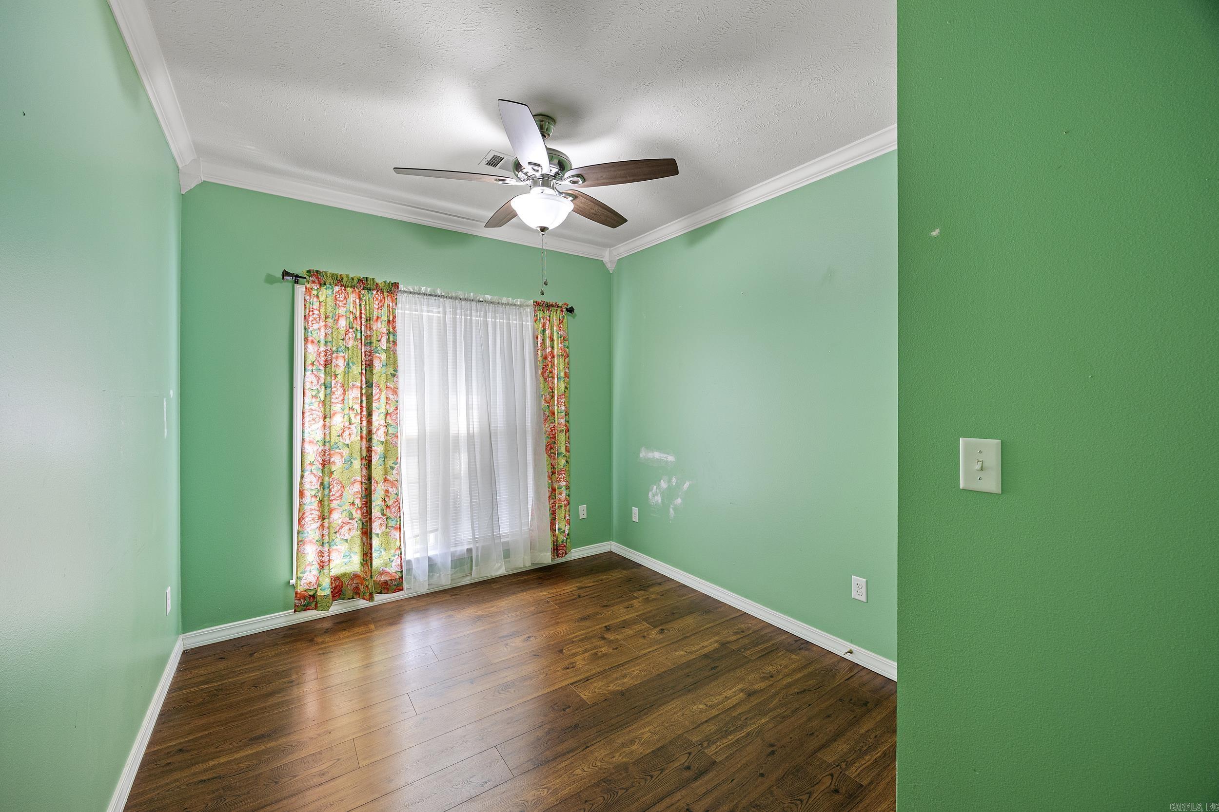 1707 Holloway Street Property Photo 24