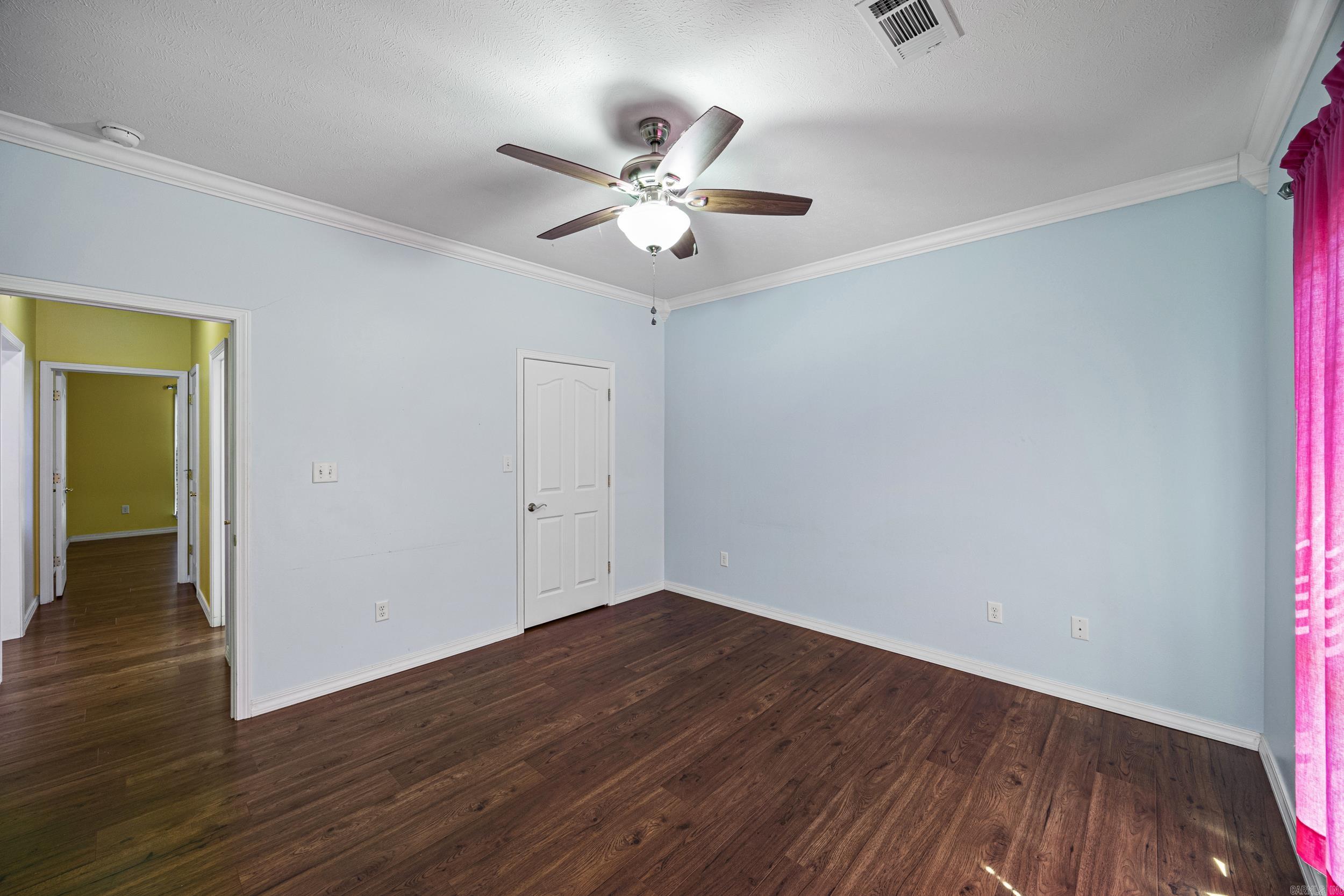 1707 Holloway Street Property Photo 31