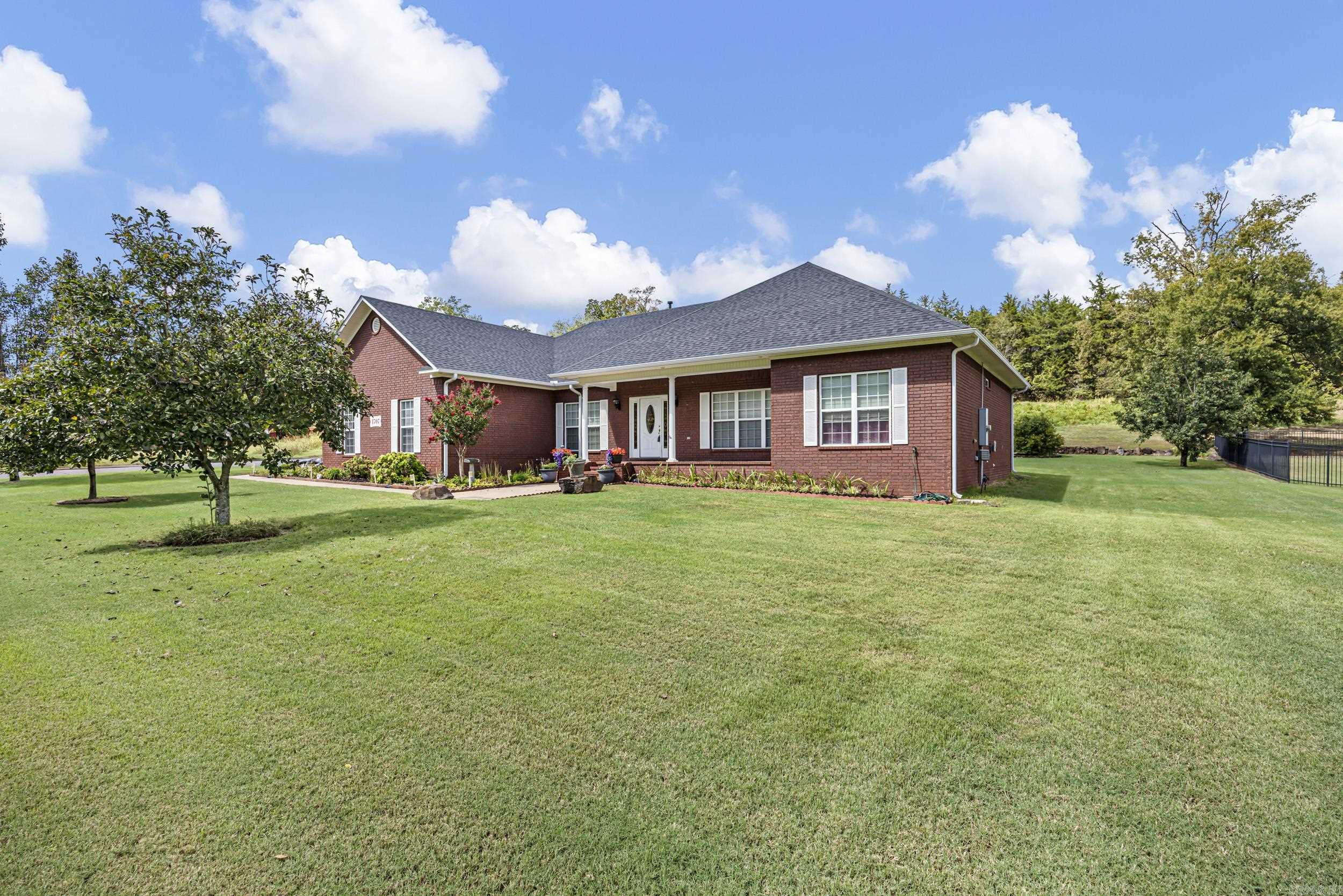 1707 Holloway Street Property Photo 44