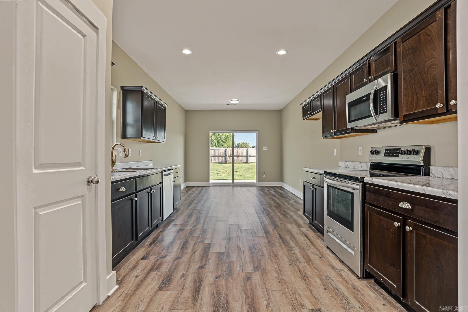 3632 Leafy Pass Property Photo 11