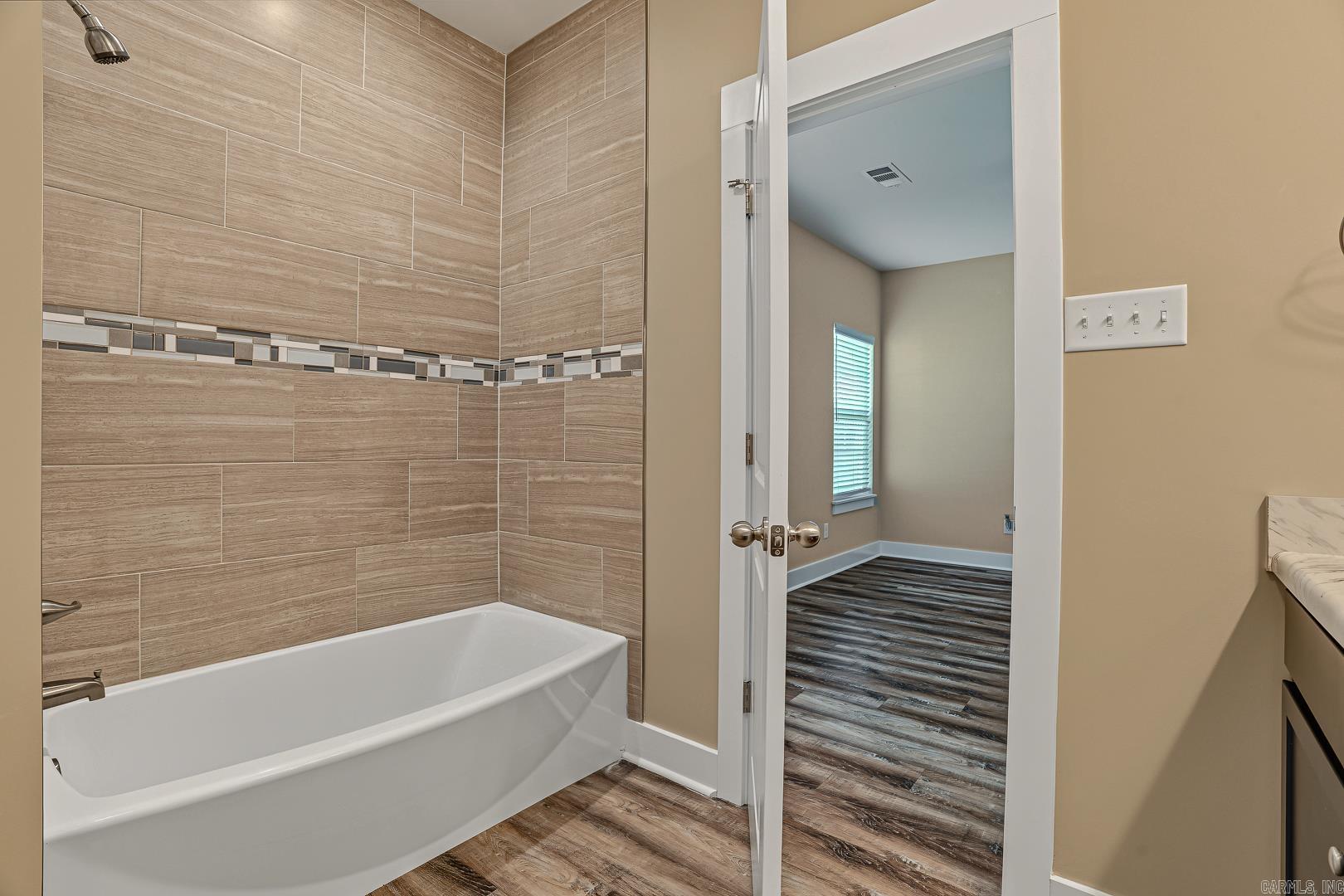 3632 Leafy Pass Property Photo 16
