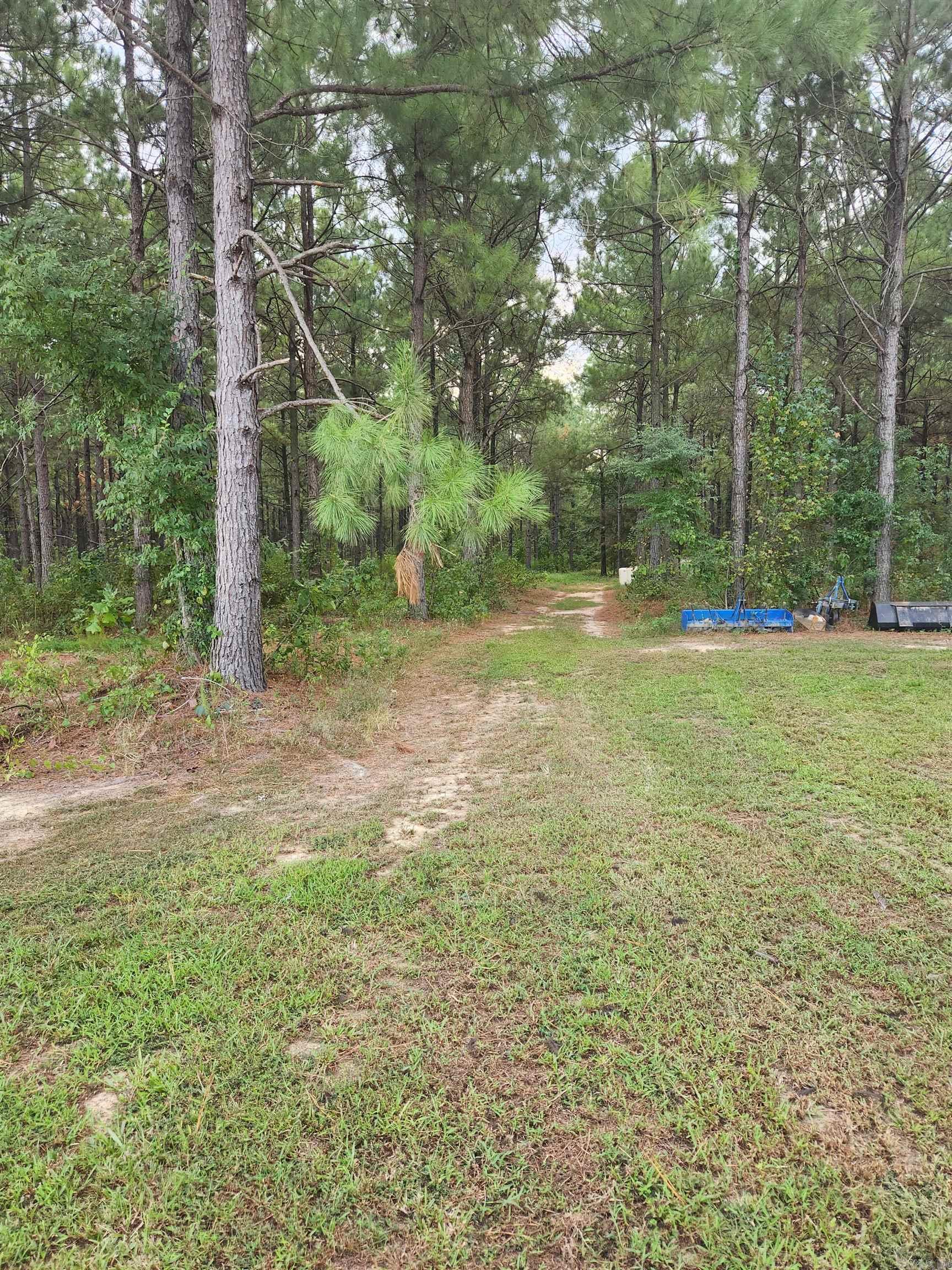 870 Sanderlin Road Property Photo 10