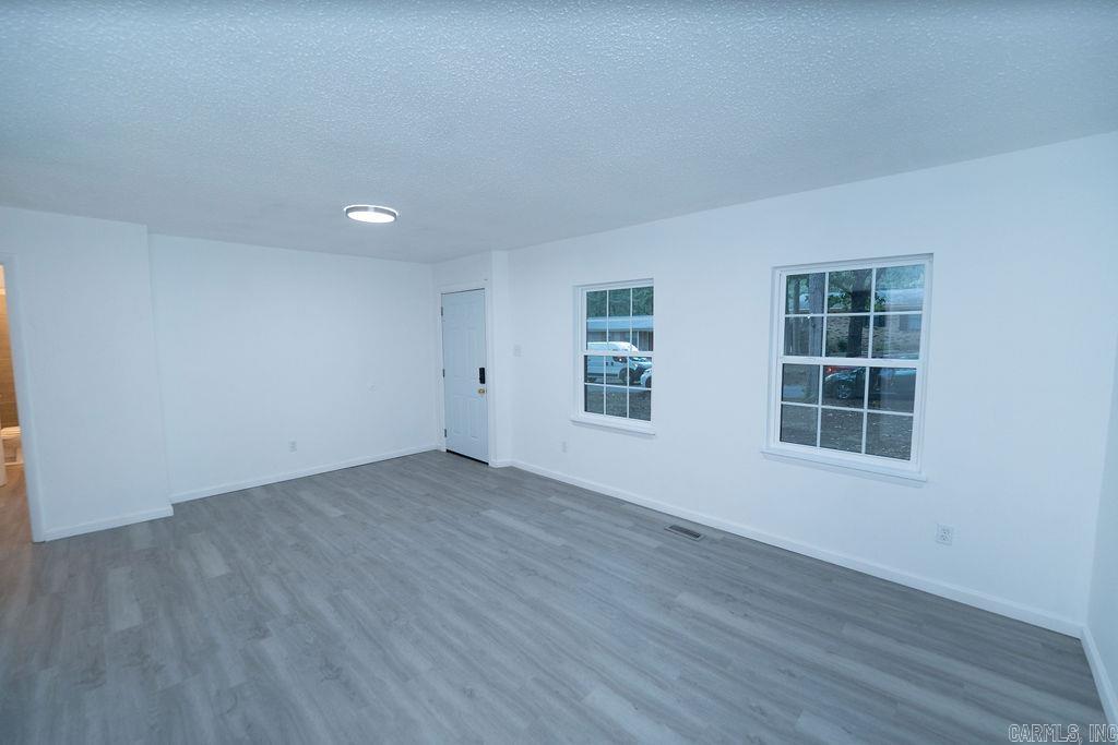 7 Bay Street Property Photo 10
