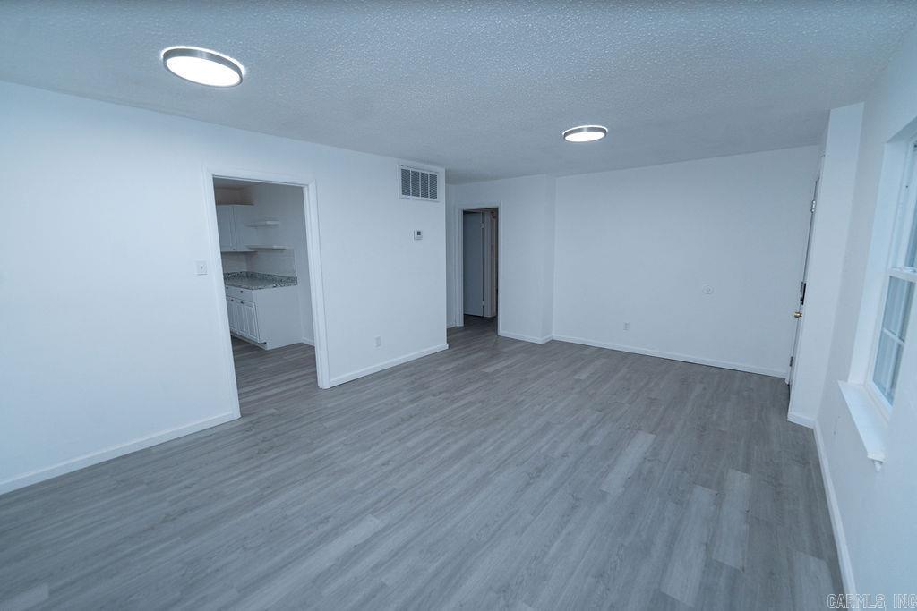 7 Bay Street Property Photo 14