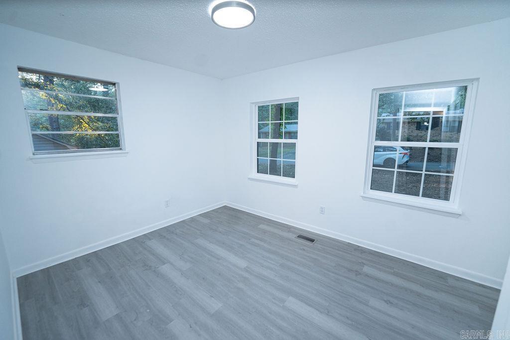 7 Bay Street Property Photo 28